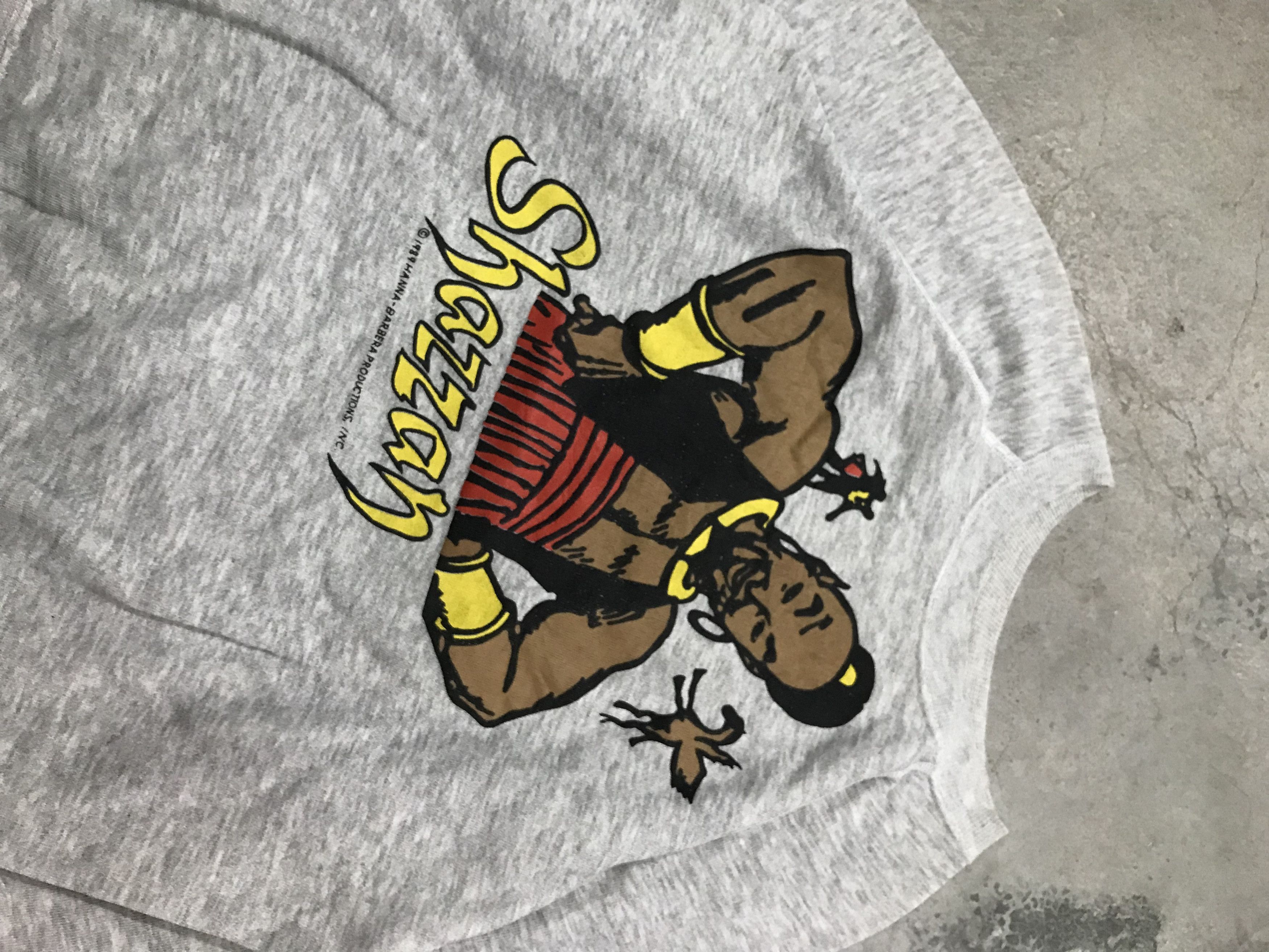 Hanes VINTAGE DISTRESSED SHAZZAN HANNA BARBERA 1989 SWEATSHIRT Size US L / EU 52-54 / 3 - 9 Thumbnail
