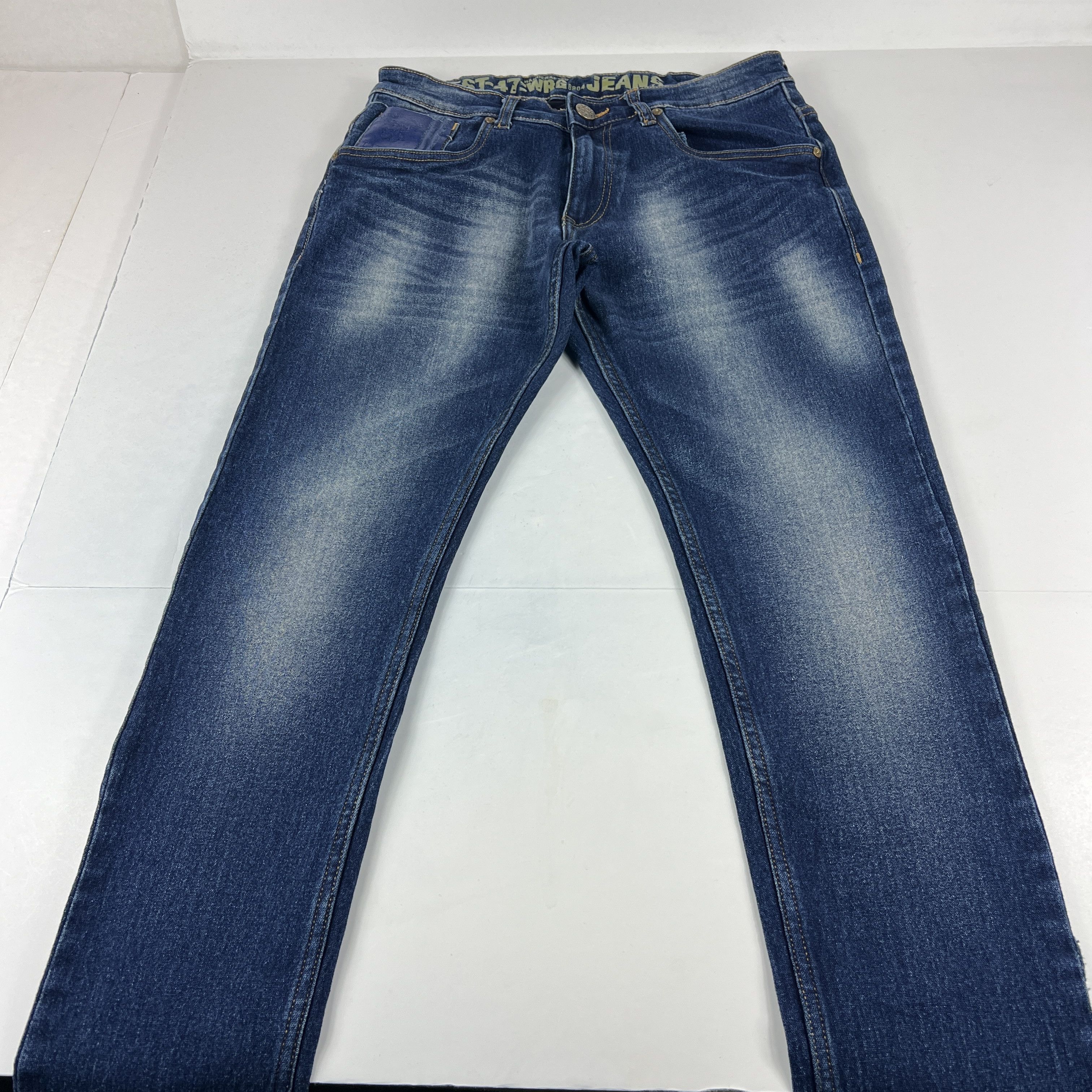 Wrangler Wrangler Jean Straight 47 WRG Handcrafted Fade Whisker Denim ...