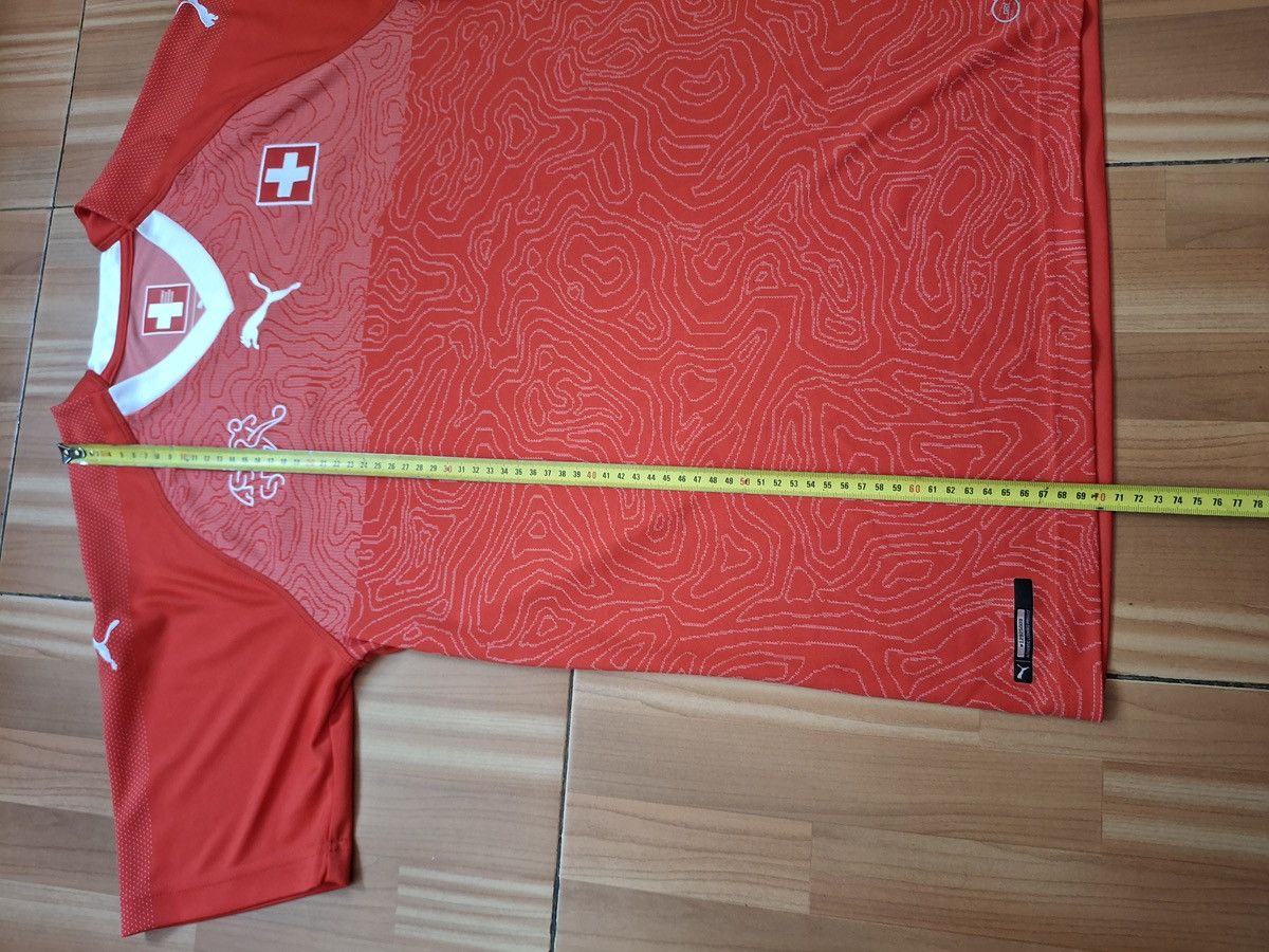 Puma SWITZERLAND PUMA WORLD CUP 2018 FOOTBALL HOME JERSEY SIZE M Size US M / EU 48-50 / 2 - 15 Thumbnail