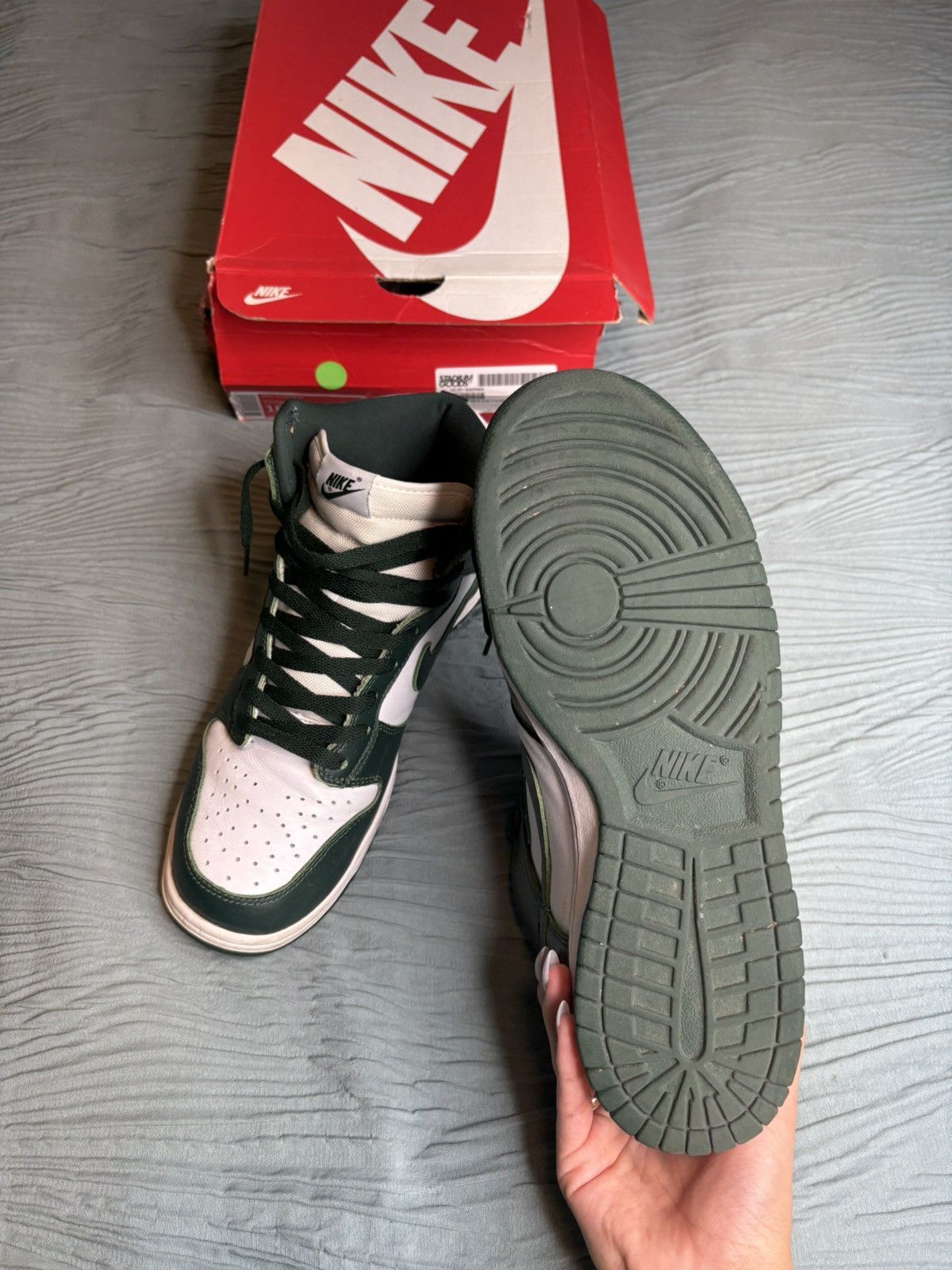 Nike Nike Dunk High SP “Spartan Green” / “Michigan State” Size US 10.5 / EU 43-44 - 3 Thumbnail