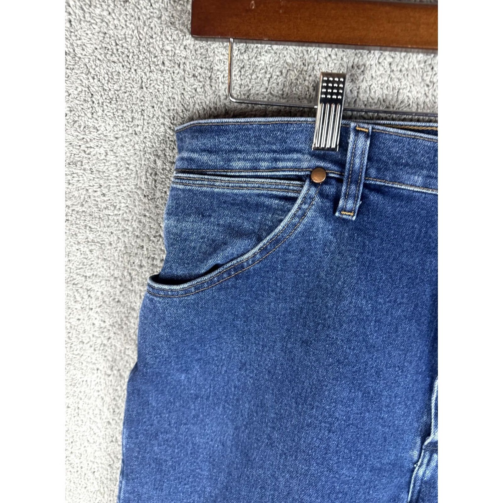 Wrangler Wrangler Jeans Mens 30x32 Blue Denim Straight Leg Stretch Mid Rise Size US 30 / EU 46 - 2 Thumbnail