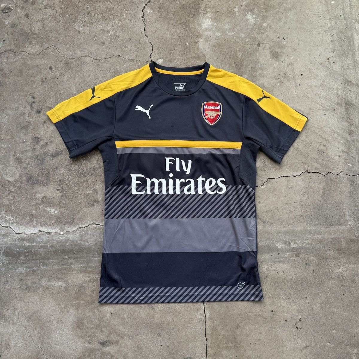 Puma Puma Arsenal away T-shirt Size US M / EU 48-50 / 2 - 1 Thumbnail