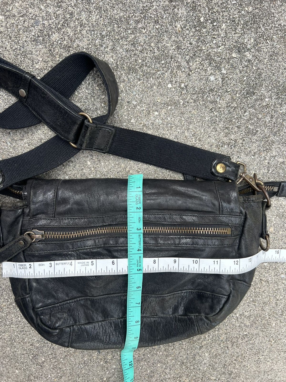 Creed × Japanese Brand Creed Japan Black Patina Leather Sling Bag Size ONE SIZE - 25 Thumbnail