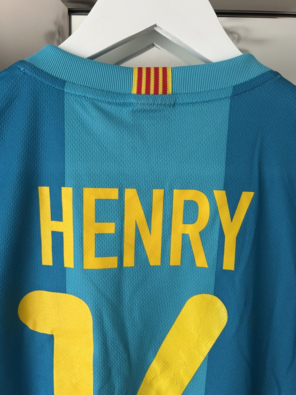Nike FC Barcelona Nike Jersey | Thierry Henry #14 | Size S Size US S / EU 44-46 / 1 - 16 Thumbnail