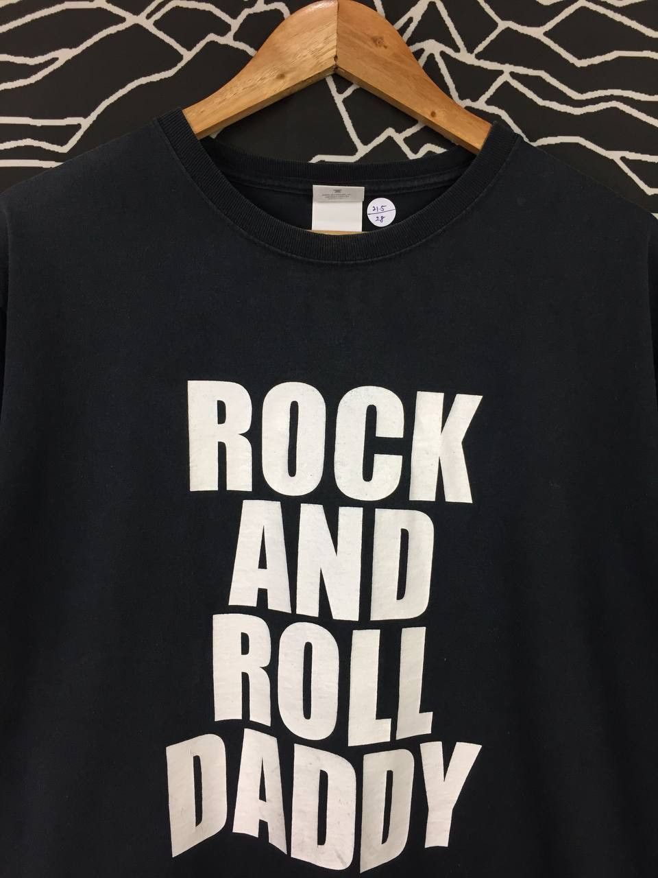Anvil × Vintage Vtg 00s Rock And Roll Daddy Statement Tee Size US L / EU 52-54 / 3 - 3 Thumbnail