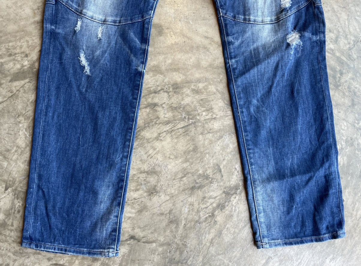 True Religion Vintage True Religion Distressed Jeans Geno Relaxed Slim Size US 32 / EU 48 - 2 Thumbnail