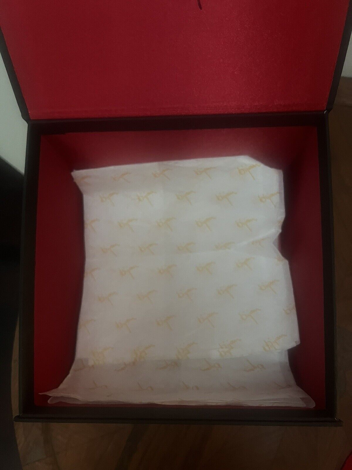 BIJAN Red with Silver Crest Cap NWOT Size ONE SIZE - 6 Thumbnail