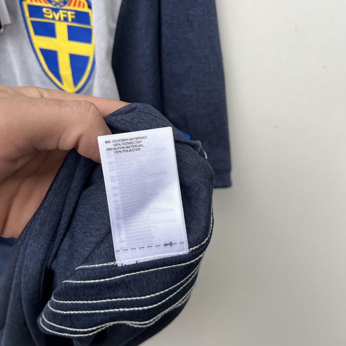 Adidas ADIDAS SWEDEN 2016/2017 SOCCER FOOTBALL SHIRT JERSEY Size US XL / EU 56 / 4 - 9 Thumbnail