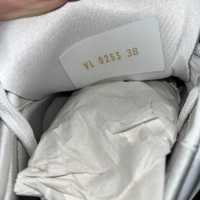 Louis Vuitton Louis Vuitton Run 55 Denim Low-Top Sneakers - Size US 8 / IT 38 - 5 Thumbnail