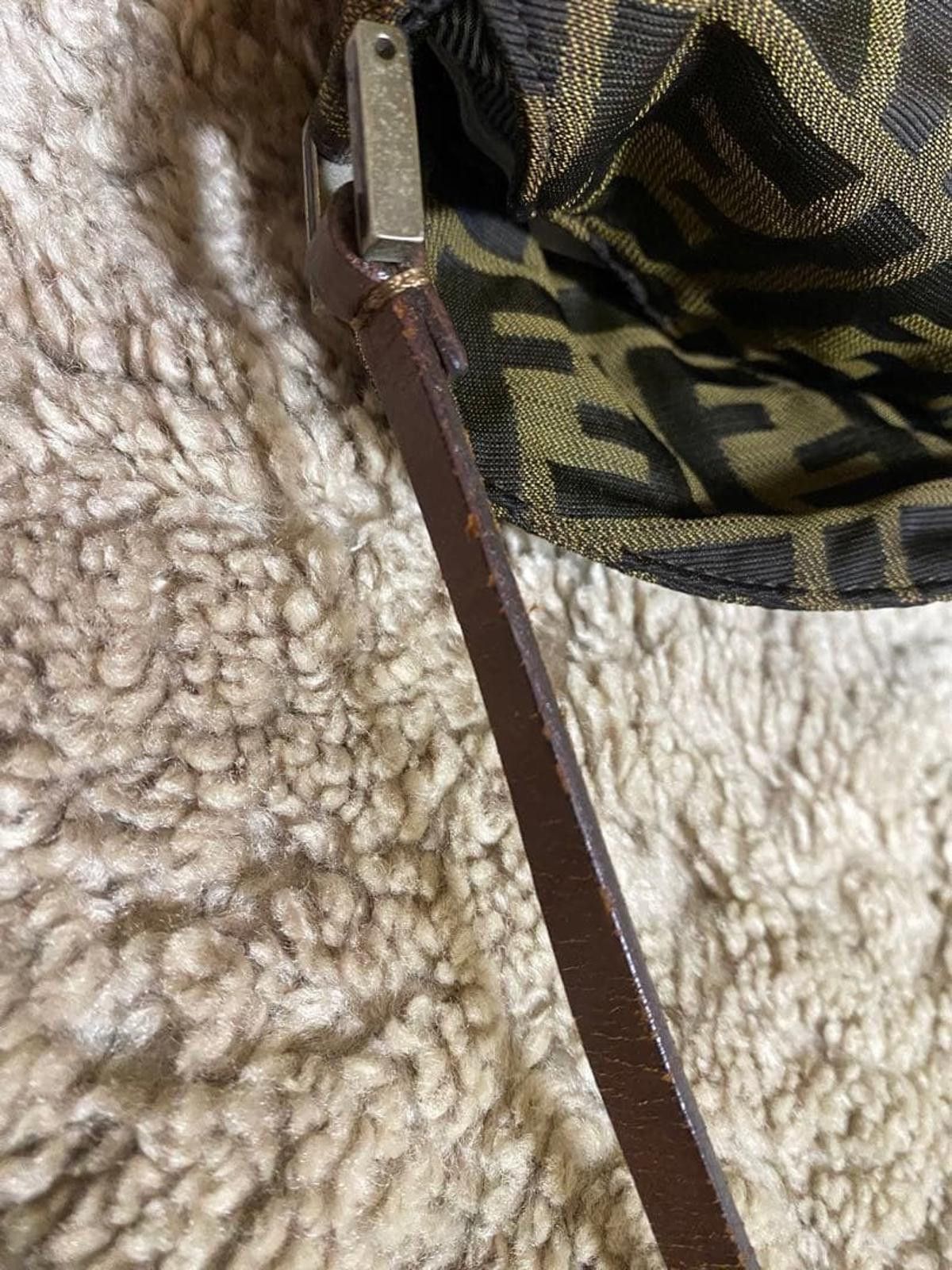 Fendi Fendi - Monogram Canvas Shoulder Bag Size ONE SIZE - 7 Thumbnail