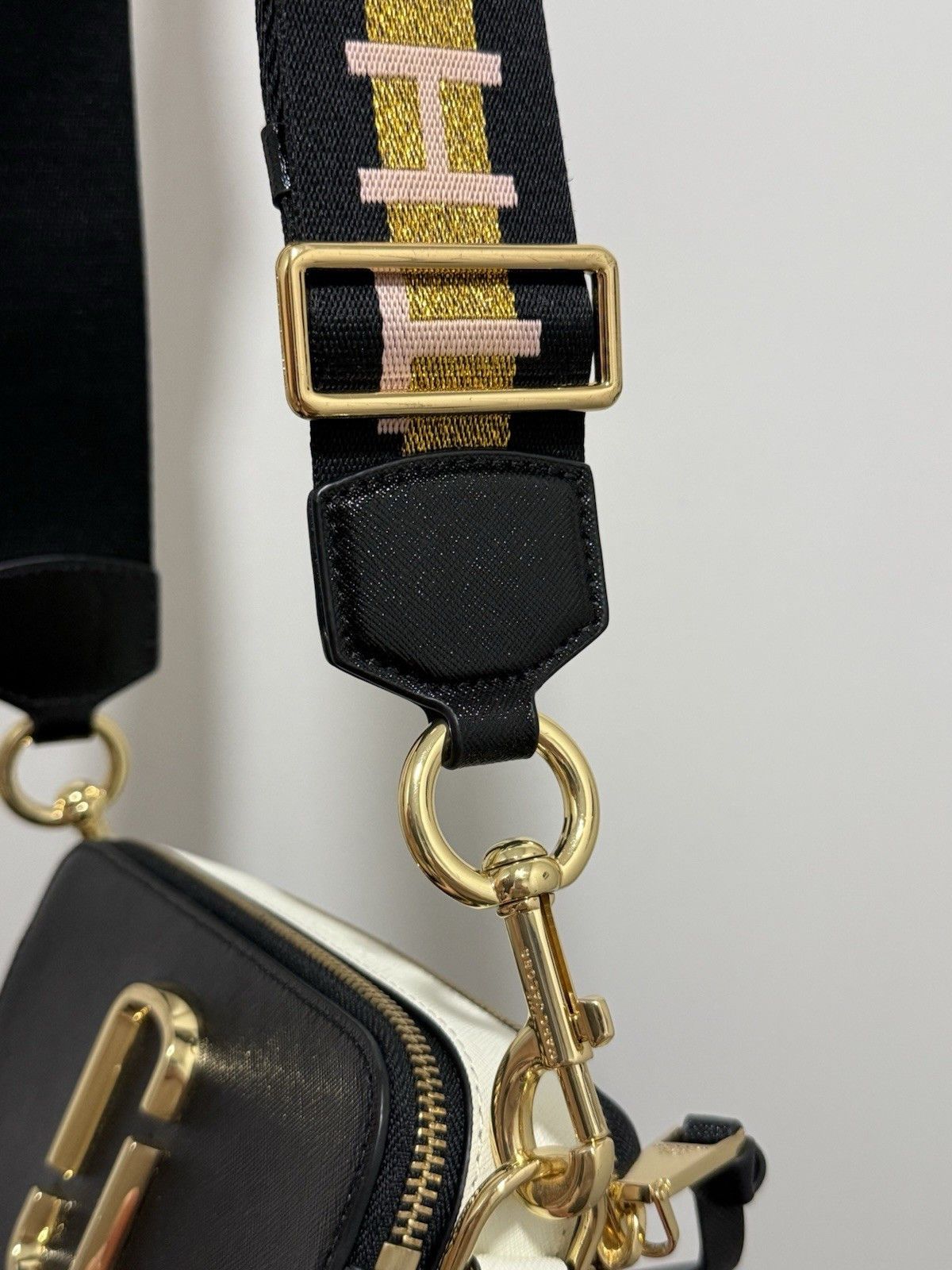 Marc Jacobs Marc Jacobs The Snapshot Camera Bag Crossbody Womens Leather Size ONE SIZE - 8 Thumbnail
