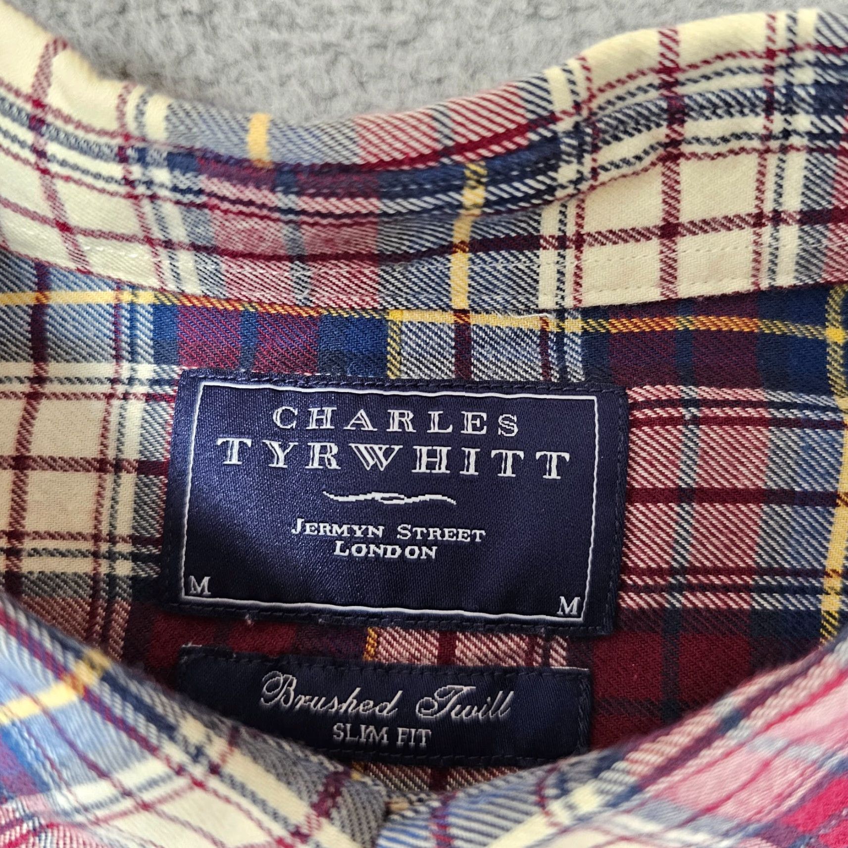 Charles Tyrwhitt Charles Tyrwhitt Shirt Mens Medium Red Check Brushed Twill Button Up Long Sleeve Size US M / EU 48-50 / 2 - 3 Thumbnail