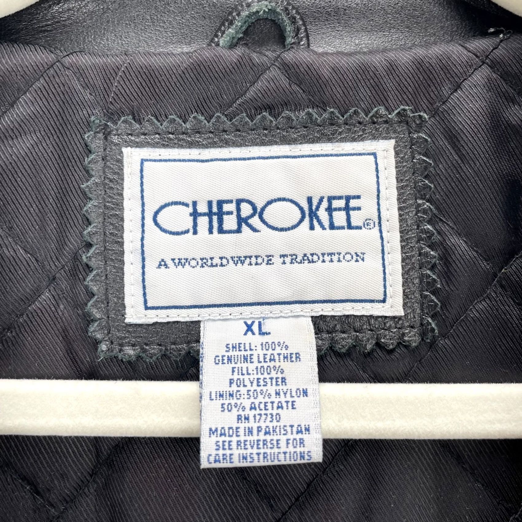 Cherokee VINTAGE Cherokee Jacket Mens XL Black Leather Bomber Coat Quilted Lined Zip Front Short Jacket/Coat Classic Motorcycle Style Size US XL / EU 56 / 4 - 4 Thumbnail