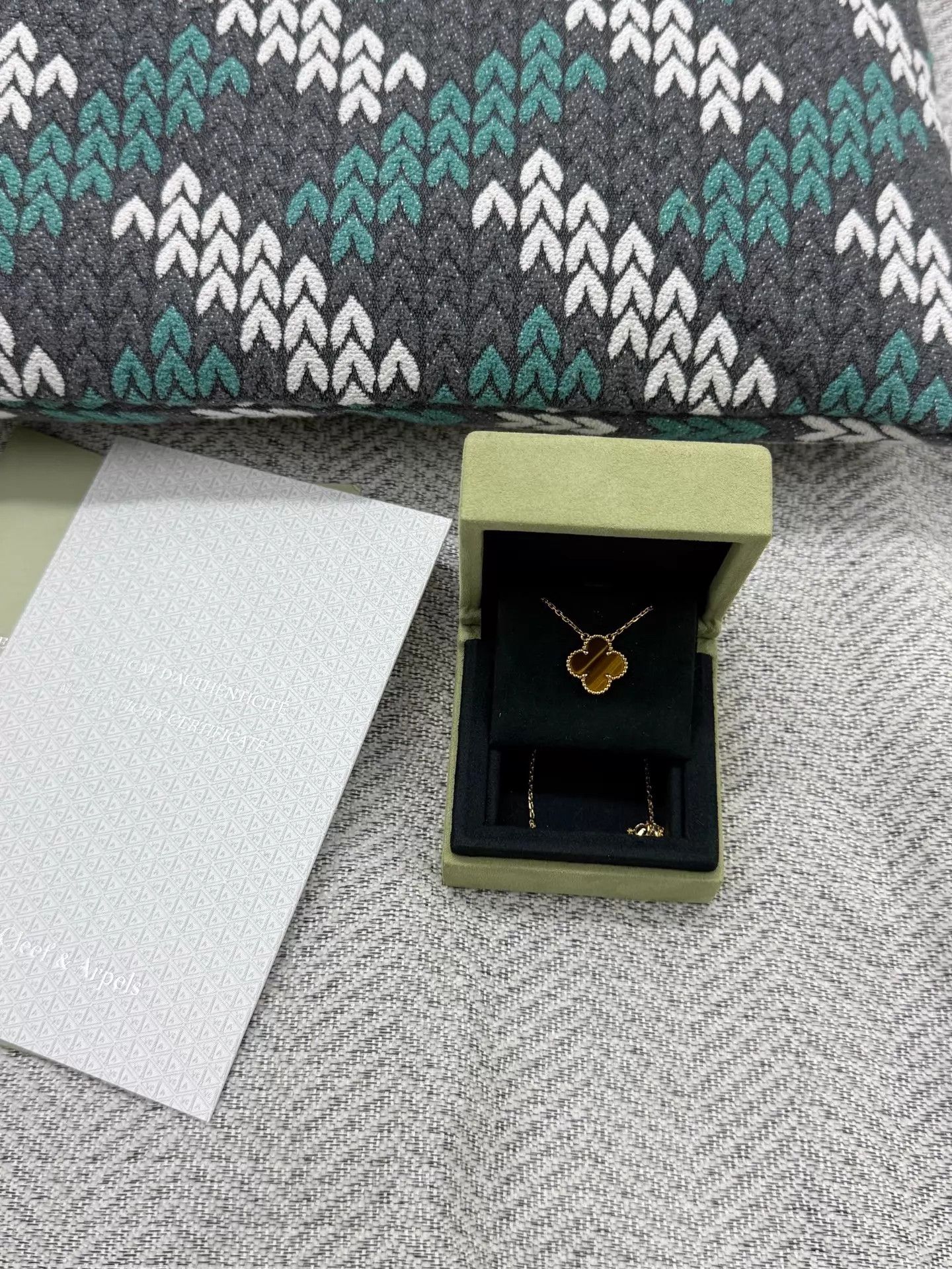Van Cleef & Arpels VCA Tiger Eye 4-Leaf Clover Necklace M Box&Papers Size ONE SIZE - 1 Thumbnail