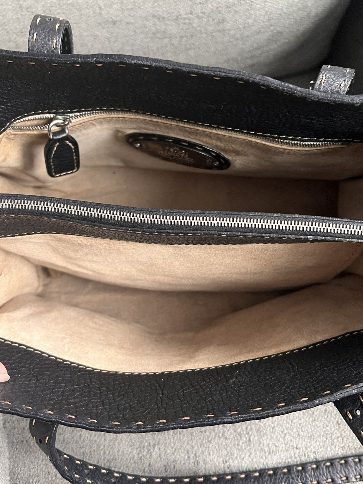 Fendi Fendi Selleria Black Leather Shoulder Bag Size ONE SIZE - 15 Thumbnail