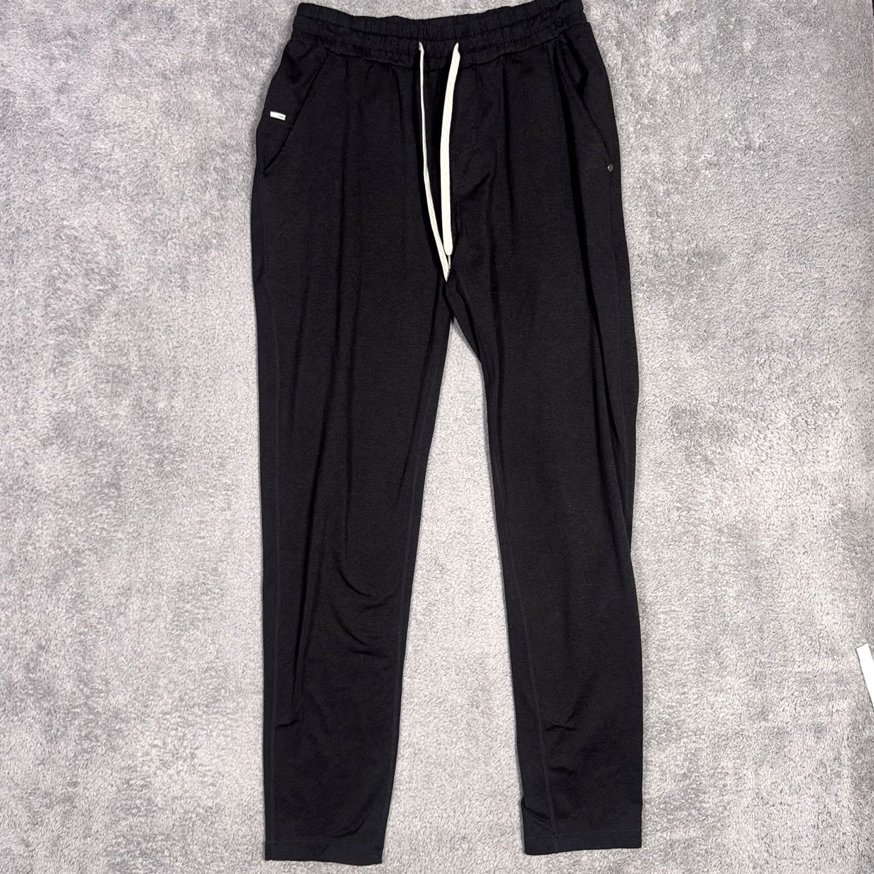 Vuori Vuori Ponto Performance Lounge Pants Men’s M Charcoal Heather V418 Jogger Pockets Elastic Waist 30in Inseam Athletic Casual Size US 31 - 2 Thumbnail