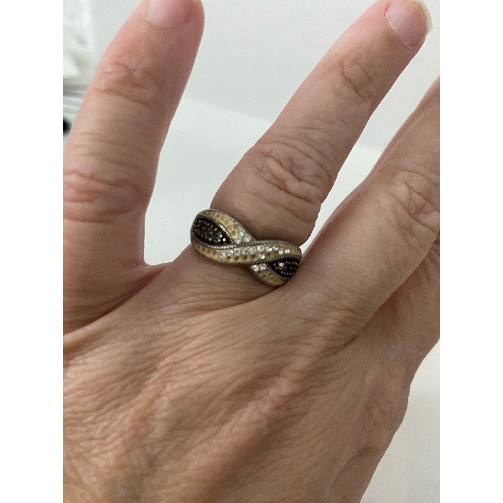 Vintage Vintage black and white rhinestone ring size 7 Size ONE SIZE - 1 Thumbnail