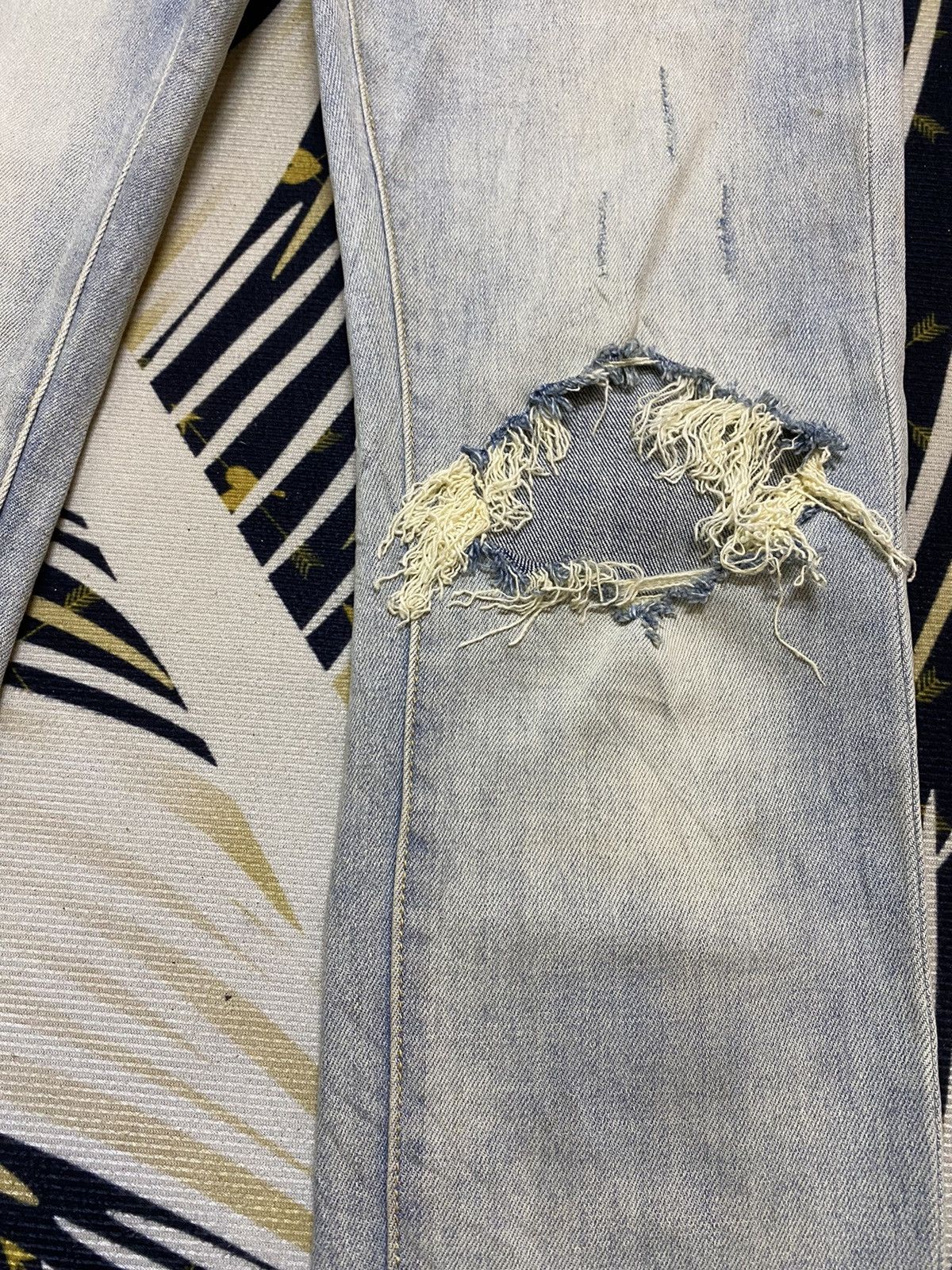 MNML Vintage Japanese Brand Faded Wash Distressed Slim Fit Jeans Size US 33 - 8 Thumbnail