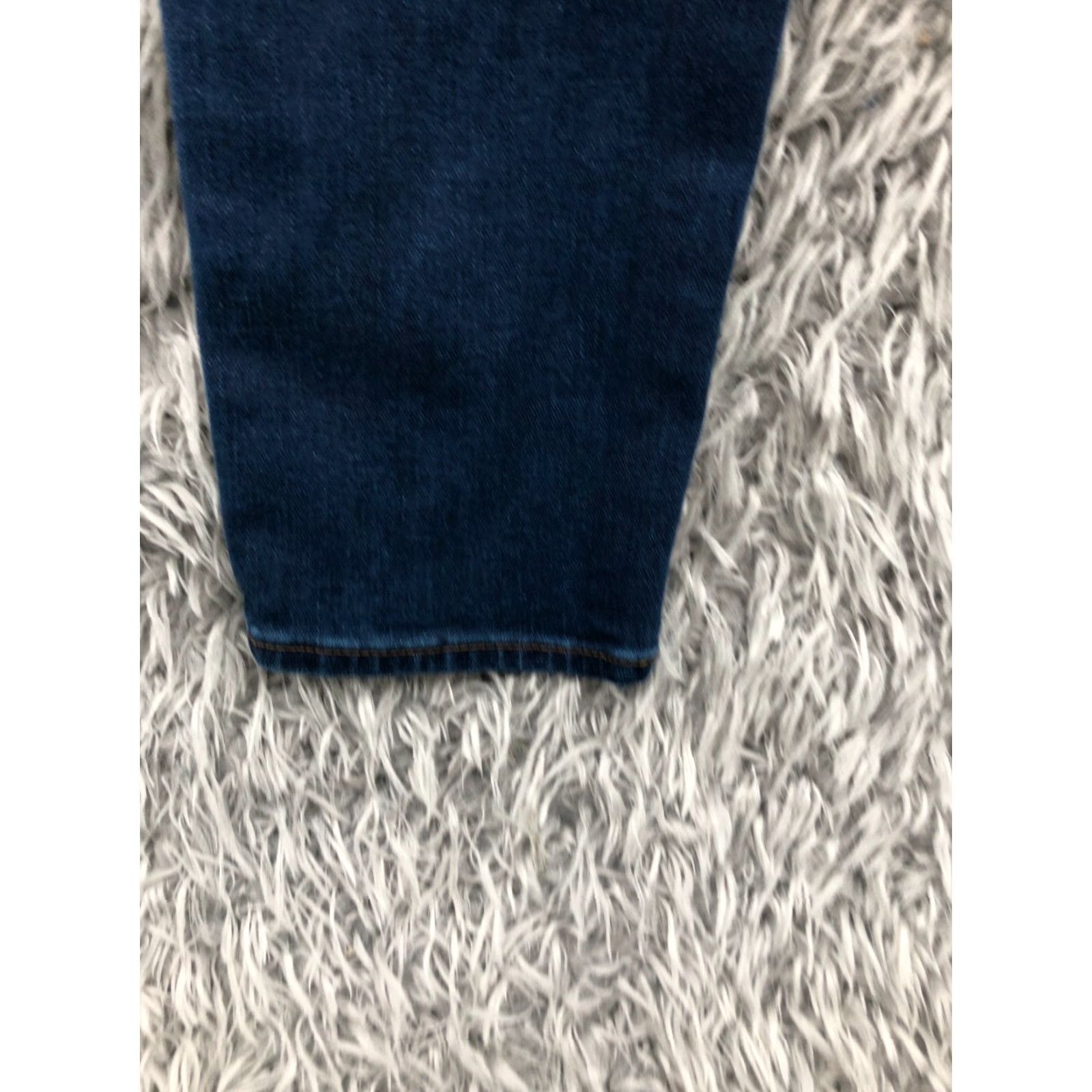Old Navy Old Navy Jeans Skinny Womens Size 8 Short Blue Wash Denim 5-Pocket Regular Rise Medium Color Blue Slim/Regular Fit Mens Womens Boys Girls Size 30" / US 8 / IT 44 - 7 Thumbnail