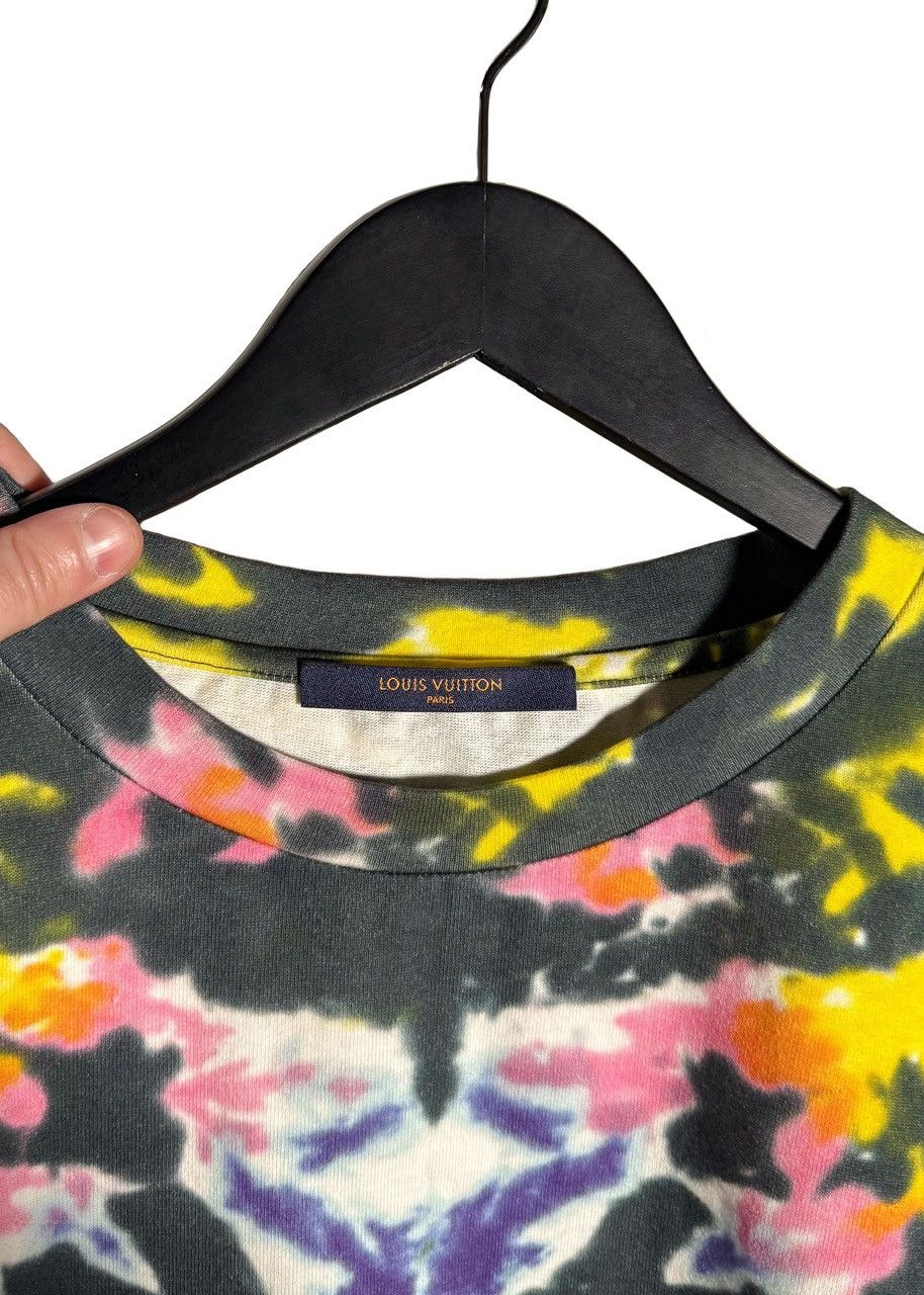 Louis Vuitton Louis Vuitton SS19 "Plain Rainbow" Tie-Dye T-shirt Size US XL / EU 56 / 4 - 5 Thumbnail