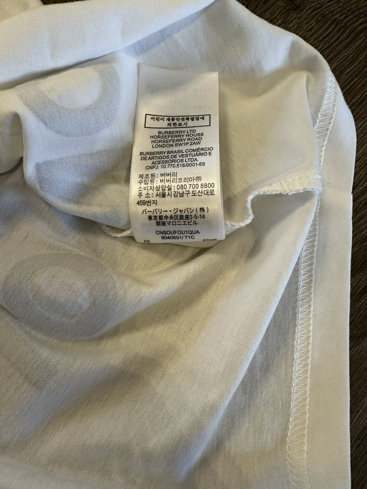 Burberry Burberry Horseferry Graphic Cotton T-Shirt White XL Size US XL / EU 56 / 4 - 6 Thumbnail