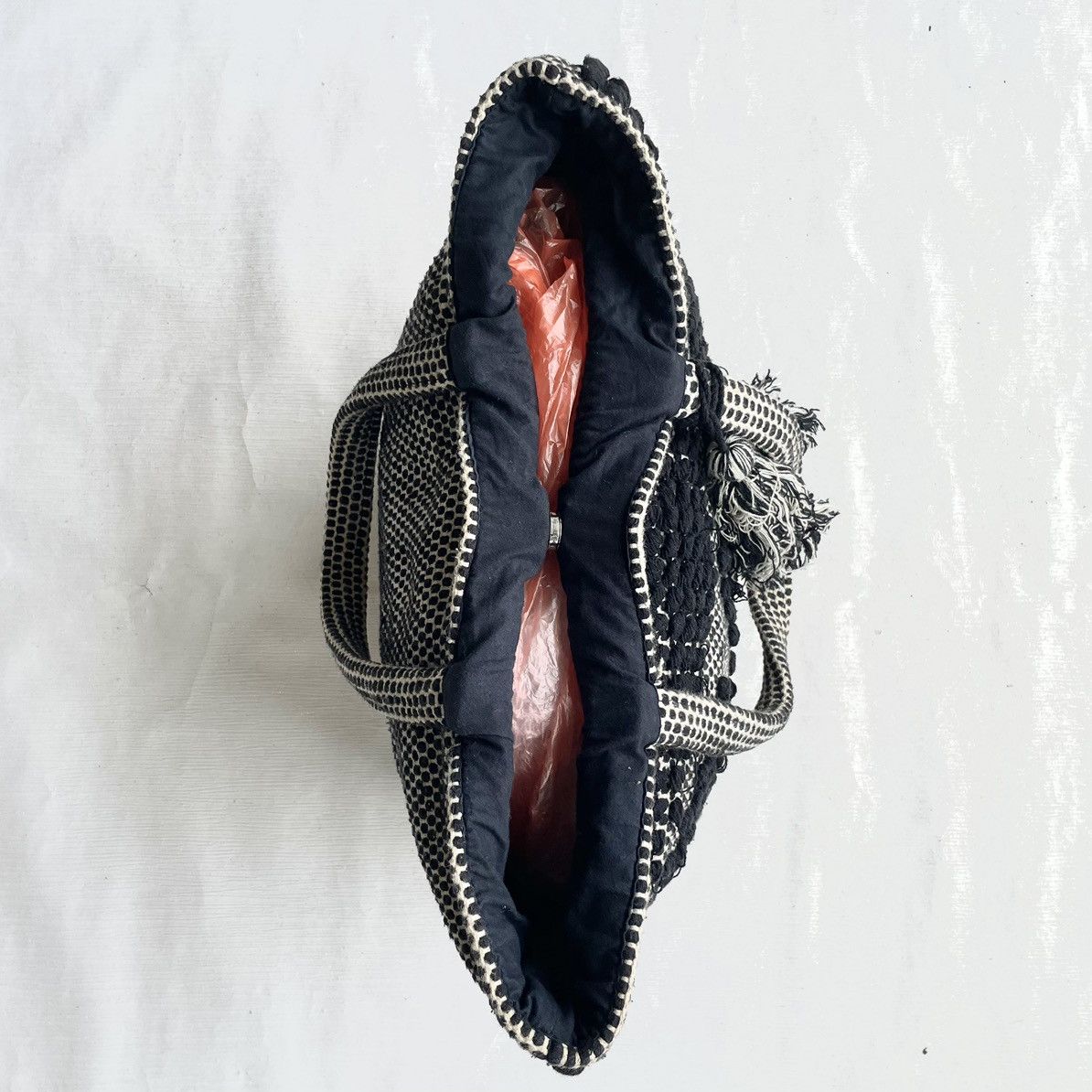 Abercrombie & Fitch × Hypebeast 🔥 RARE Oversized Abercrombie & Fitch Handcrafted Knit Tote Size ONE SIZE - 8 Thumbnail