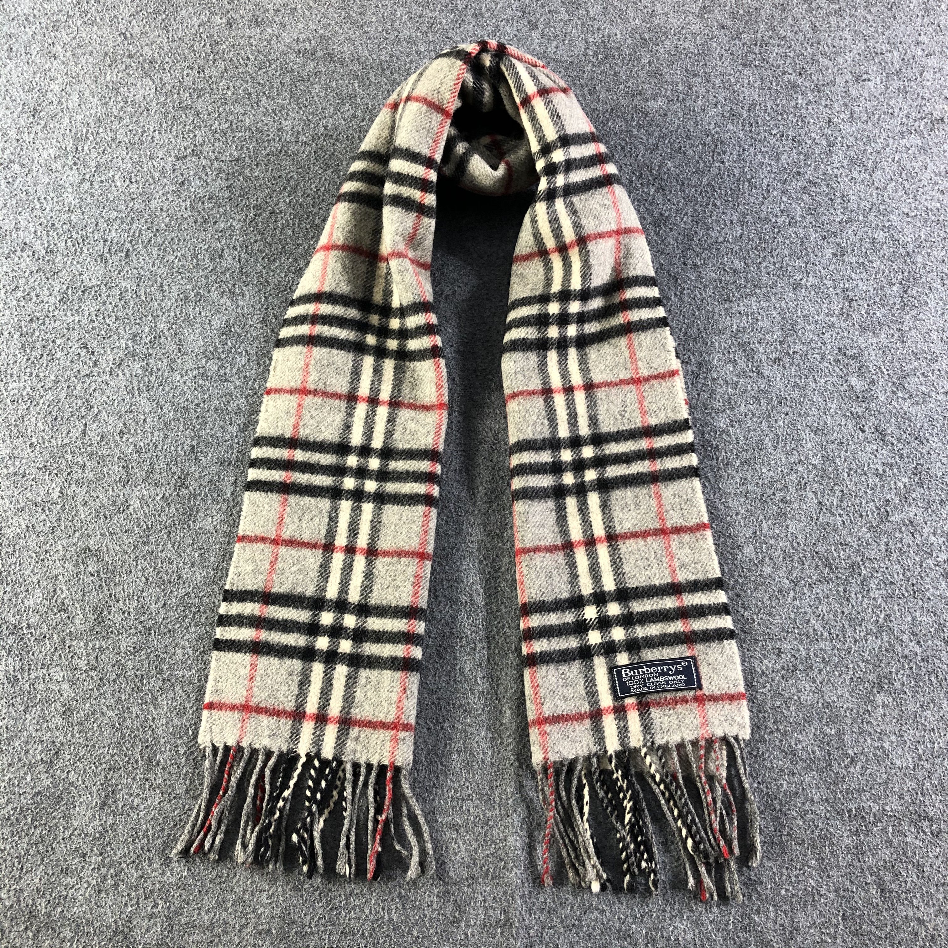 Burberry Burberrys Scarf / Muffler / Neckwear P627 Size ONE SIZE - 1 Thumbnail
