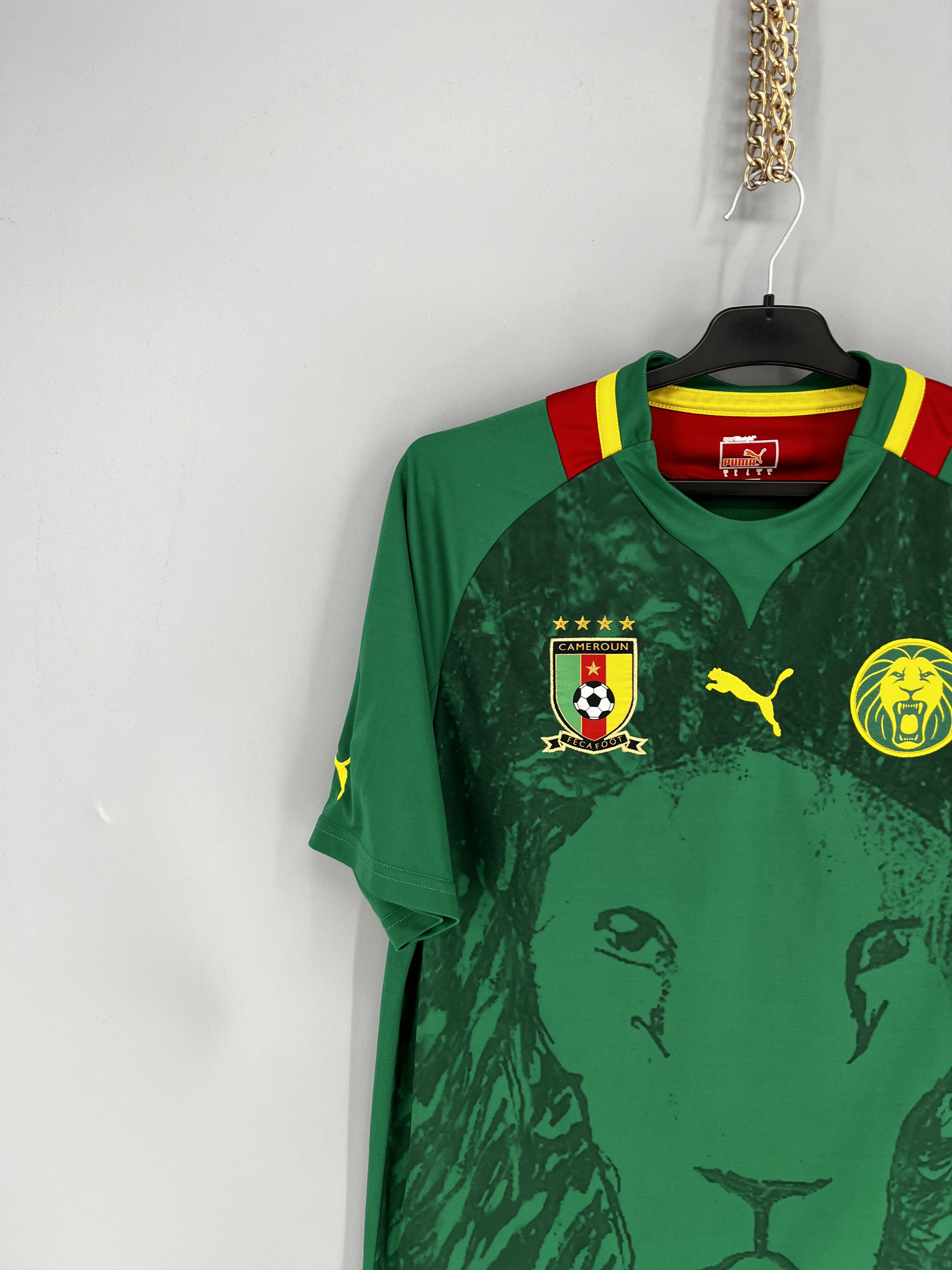 Puma CAMEROON 2012 2013 NATIONAL TEAM HOME FOOTBALL SHIRT SOCCER Size US M / EU 48-50 / 2 - 4 Thumbnail