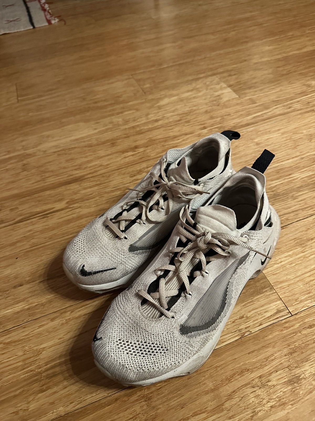 Nike White Nike Sparks (11) Size US 11 / EU 44 - 1 Thumbnail
