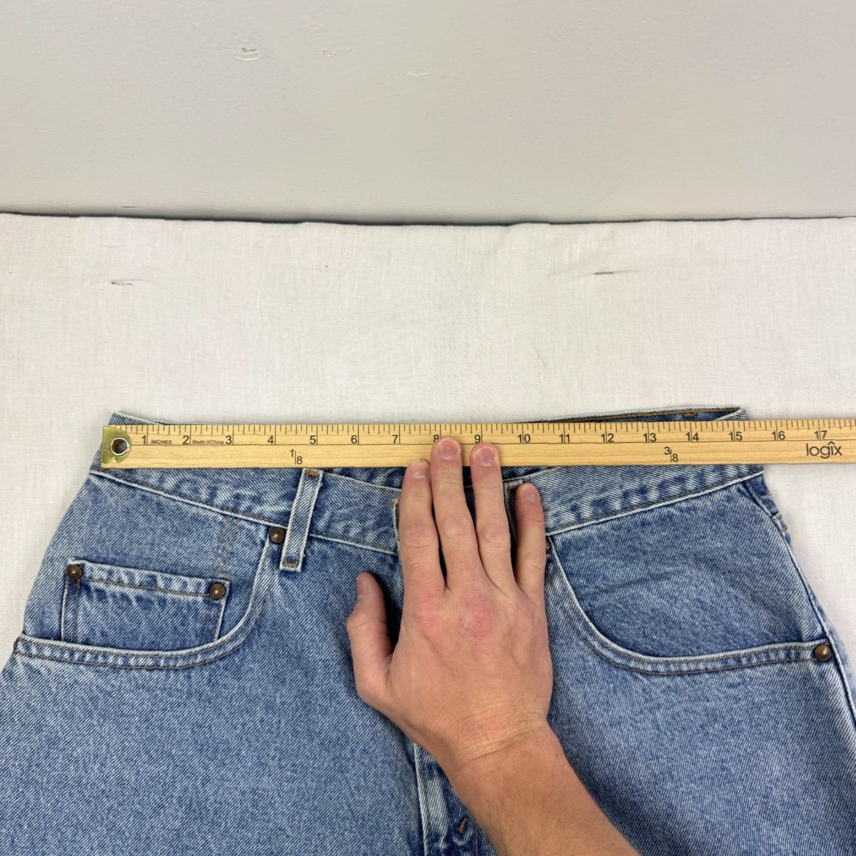 Levi's VINTAGE Levi's 545 Jeans Adult 34x32 Blue Grunge 90s Y2K Brown Tab Levis 545 Jeans Mens Regular 34 Blue 90s Grunge USA Jeans Size US 34 / EU 50 - 5 Thumbnail