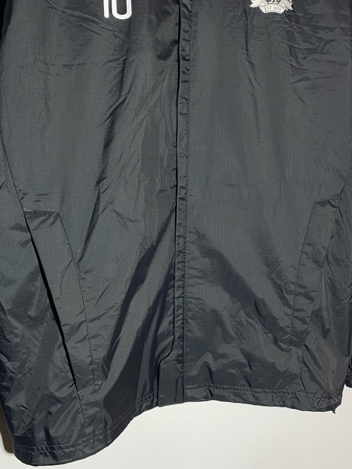 Adidas Adidas Liverpool FC 2011/12 Training Player Issue Jacket Size US XL / EU 56 / 4 - 4 Thumbnail