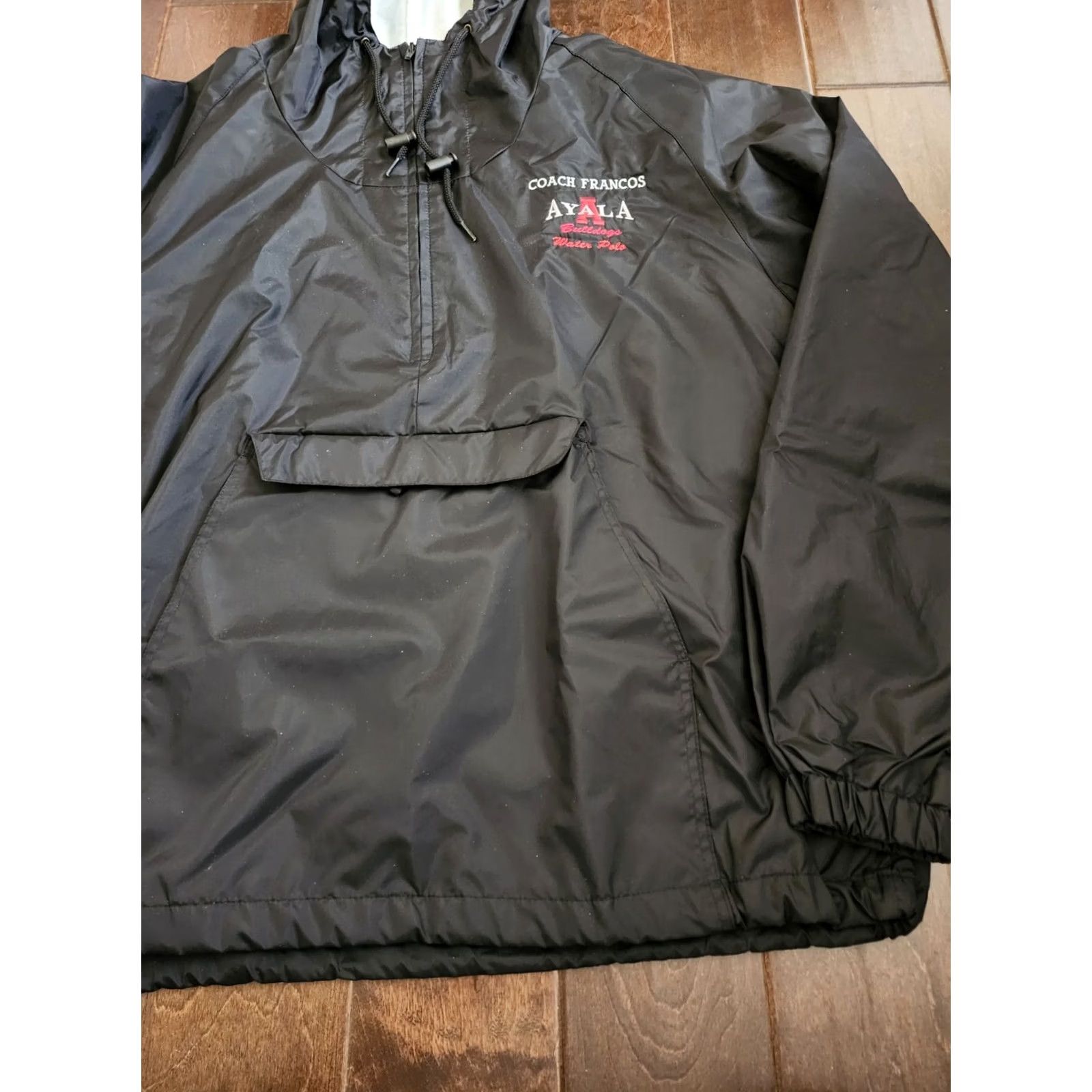 Vintage VINTAGE? No. Ayala High School Bulldogs Water Polo Coach Francos Windbreaker Jacket L Black Nylon Zip Drawstring Men Regular Size US L / EU 52-54 / 3 - 5 Thumbnail