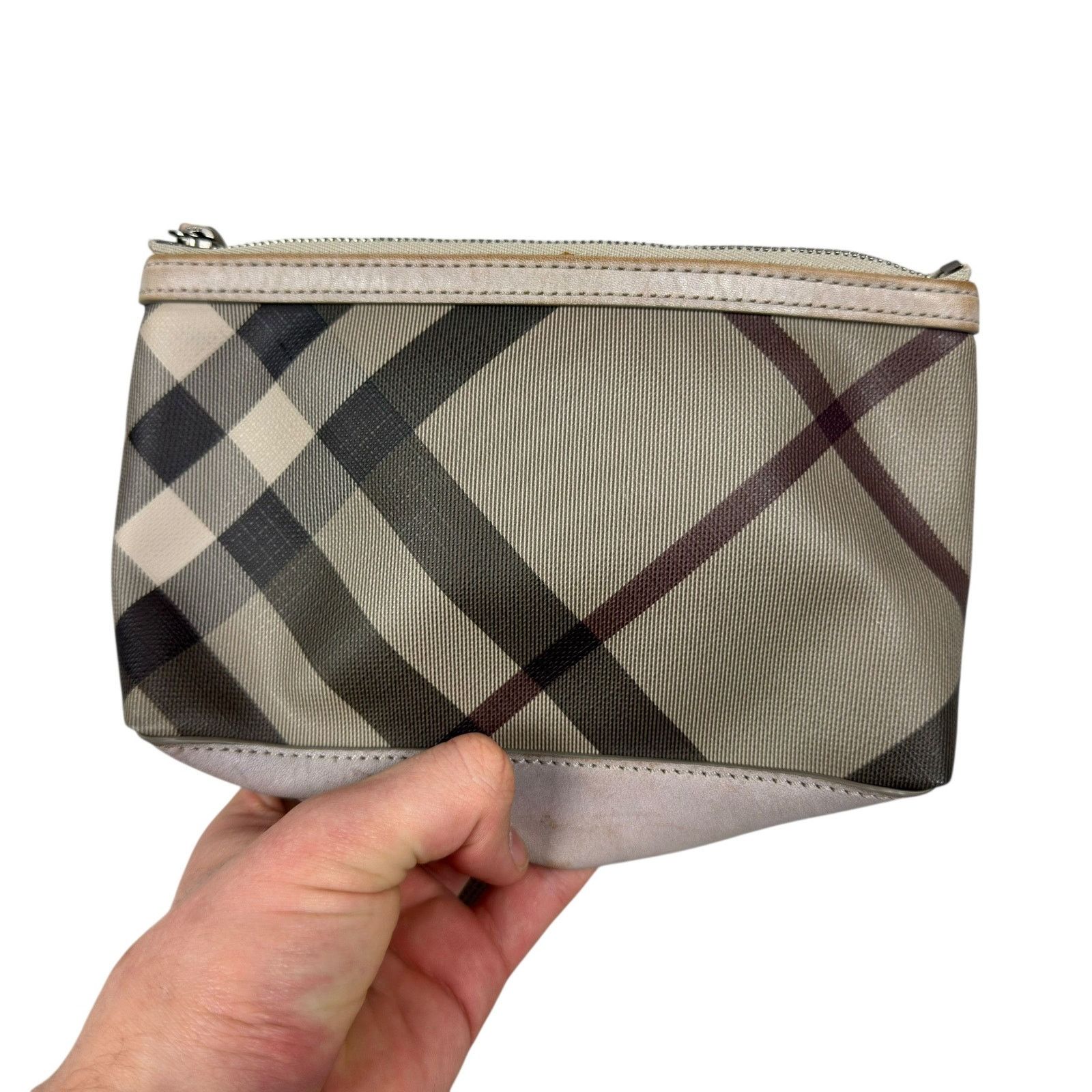 Burberry × Japanese Brand Burberry Women's Multicolor Plaid Zipper Cosmetic Bag Small Size ONE SIZE - 3 Thumbnail