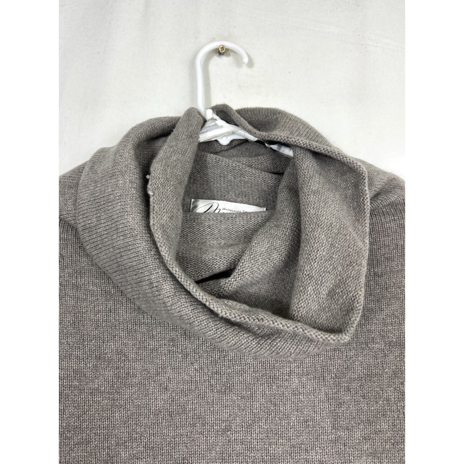 Vintage Madeleine Thompson Womens L Oversized Turtleneck Sweater Cashmere Wool Knit Gray Pullover Stop Size L / US 10 / IT 46 - 3 Thumbnail