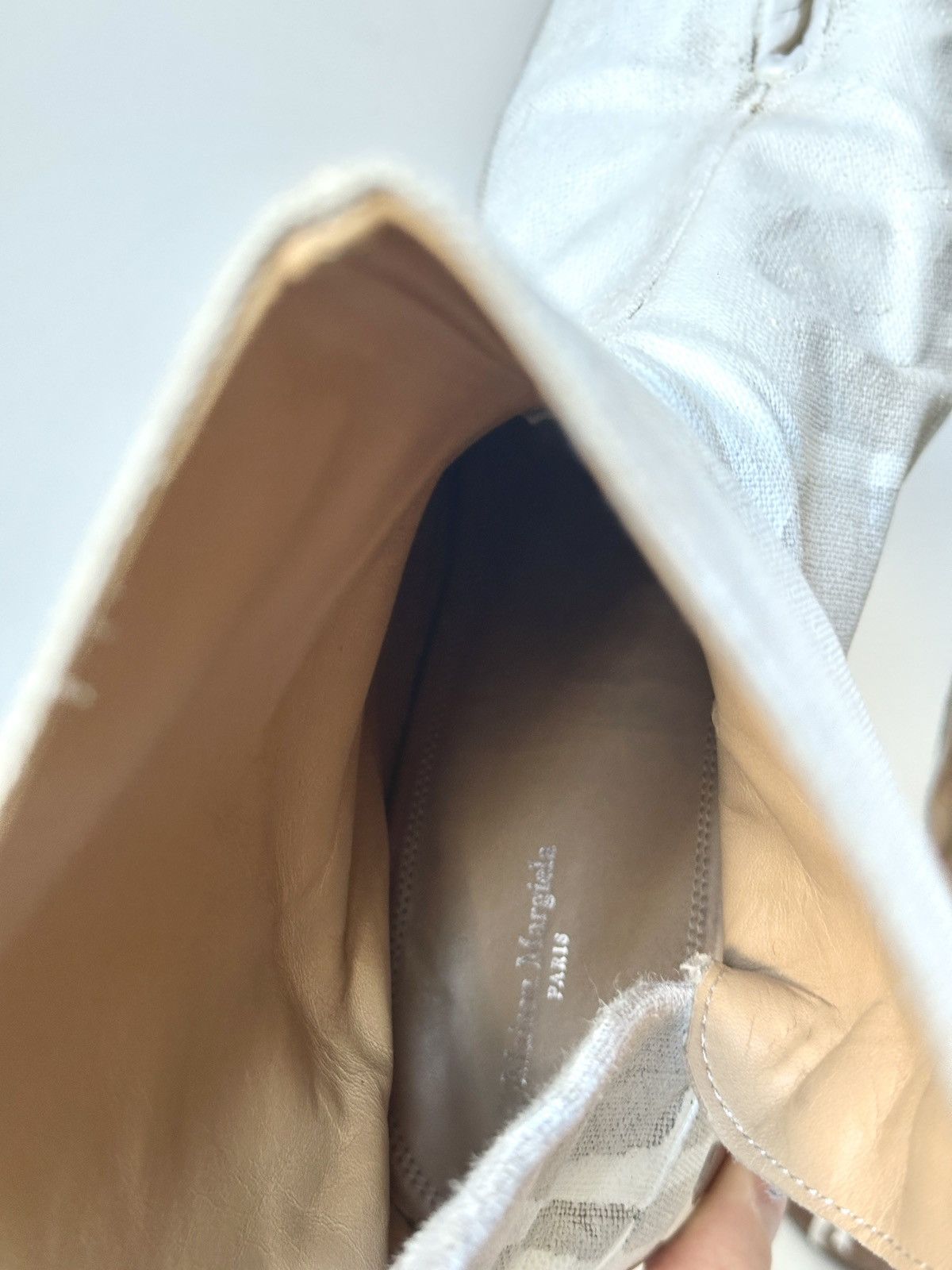 Maison Margiela Maison Martin Margiela white Tabi paint splatter boot Size US 10 / EU 43 - 11 Thumbnail