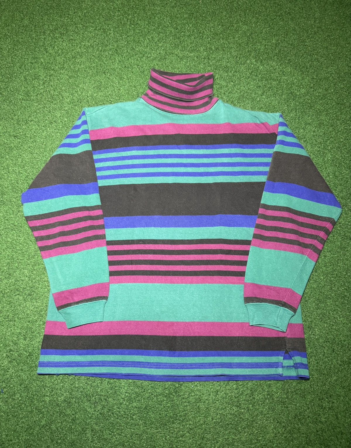 Eddie Bauer Eddie Bauer Stripped 90s Long Sleeve Turtle Neck T Shirt Size US L / EU 52-54 / 3 - 1 Thumbnail