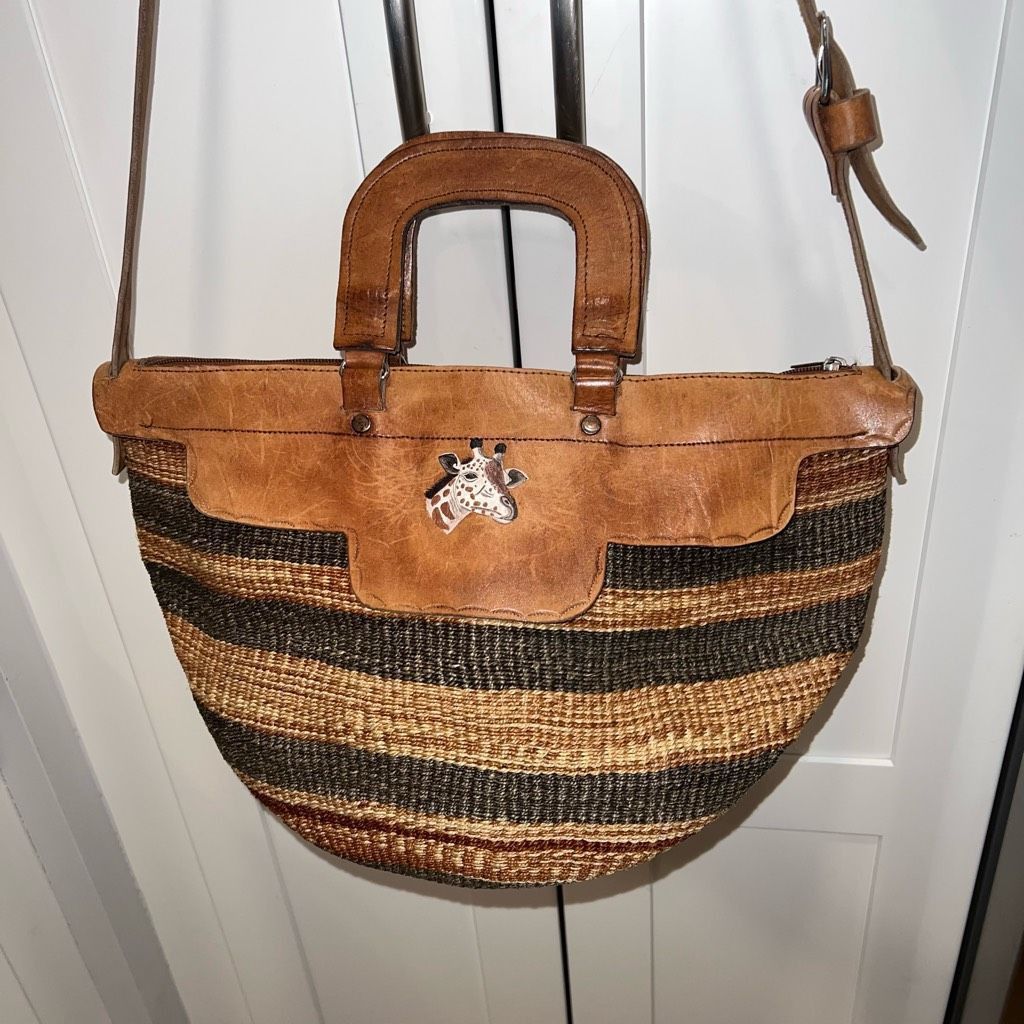 Vintage Vintage African Sisal Market Woven Bag Leather Handles & Str Size ONE SIZE - 11 Thumbnail