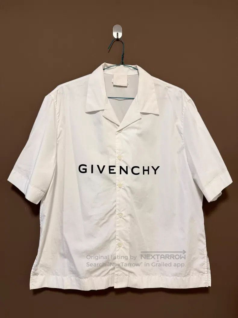 Givenchy Givenchy White Letter Print Short Sleeve Shirt Size US M / EU 48-50 / 2 - 1 Thumbnail