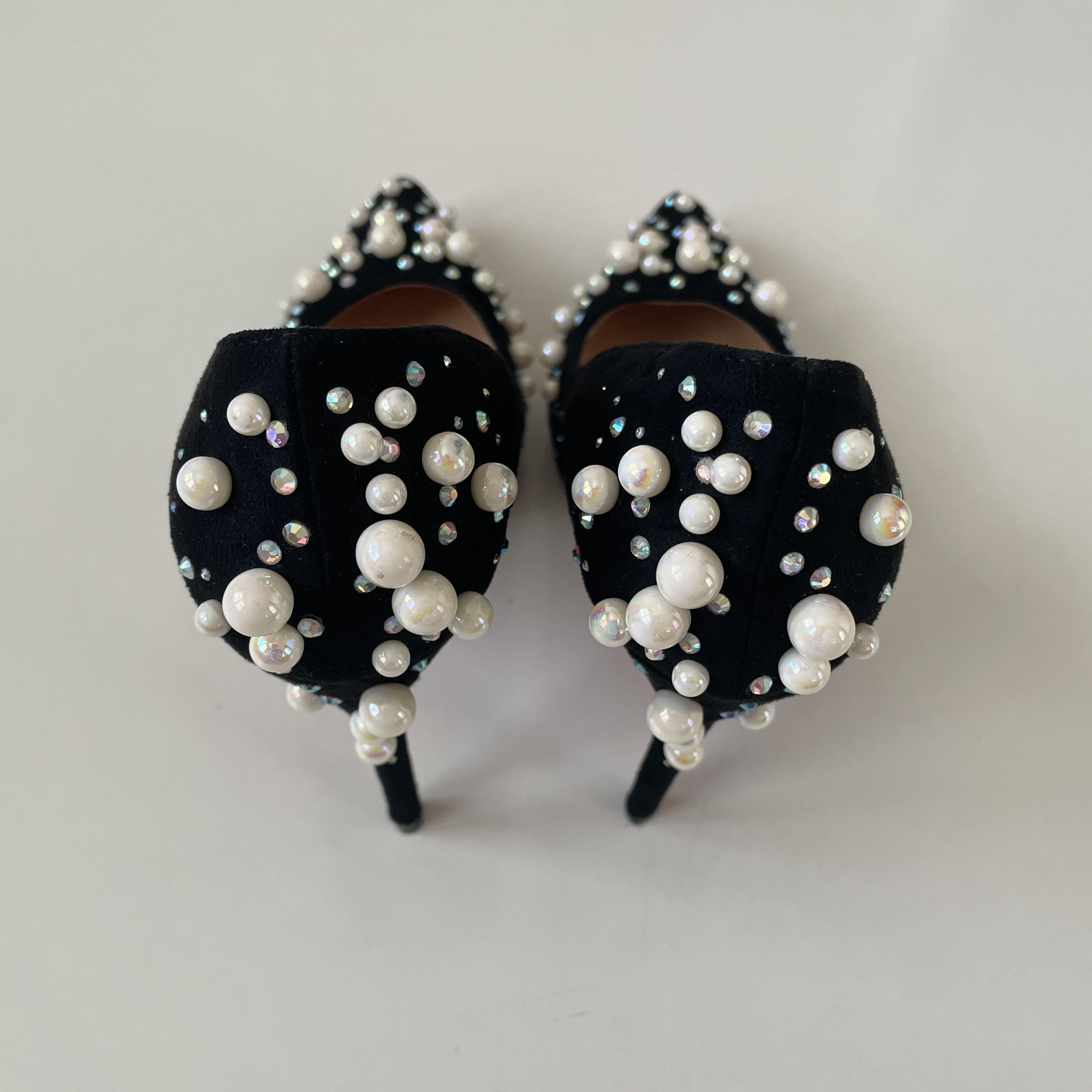 Christian Louboutin RARE 👠 Christian Louboutin Black Suede Embellished Pump Size US 5 / IT 35 - 5 Thumbnail