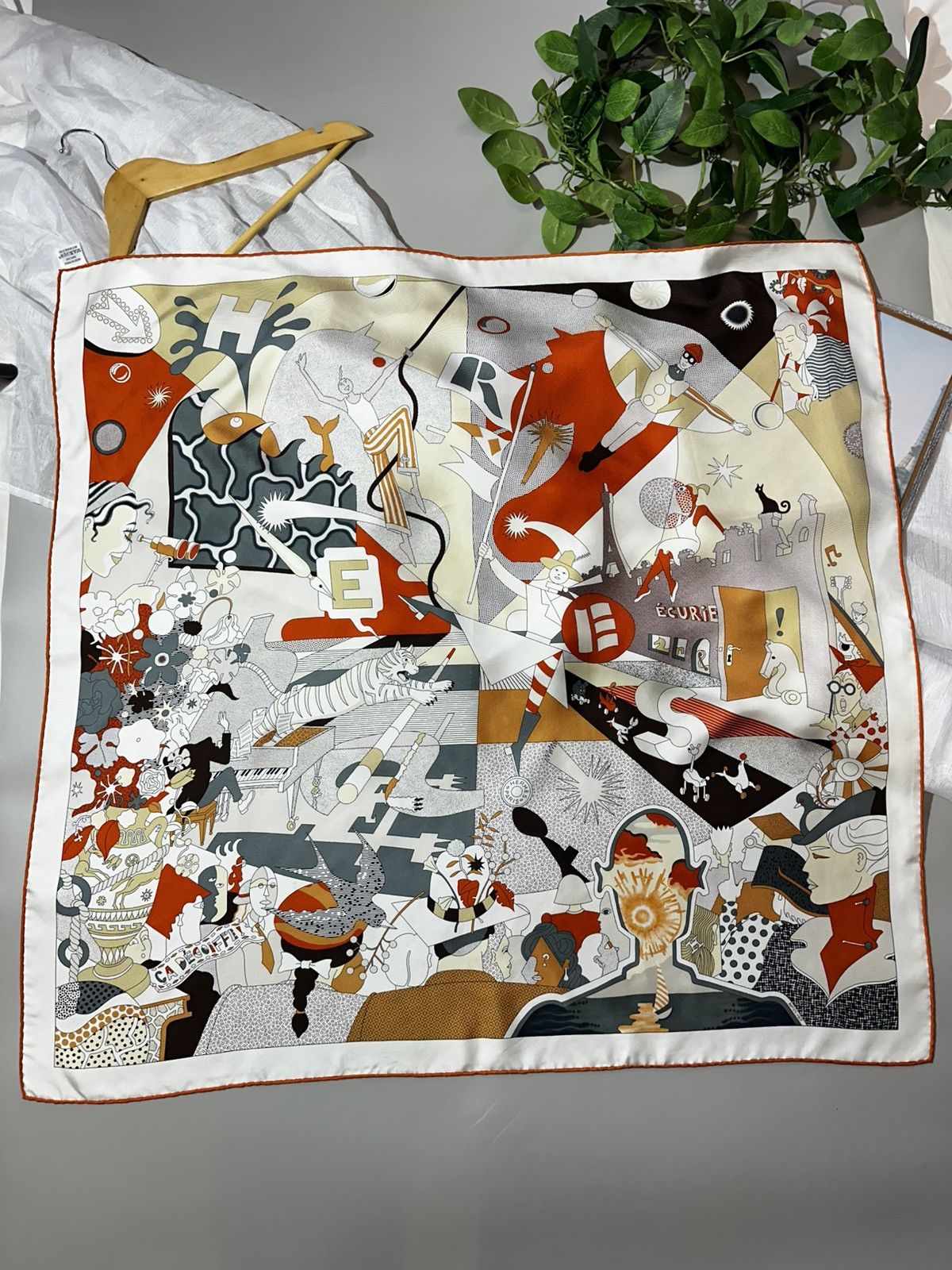 Hermes Authentic HERMES ScarfCarre 90 CA DECOIFFE 100% Silk Japan Size ONE SIZE - 4 Thumbnail