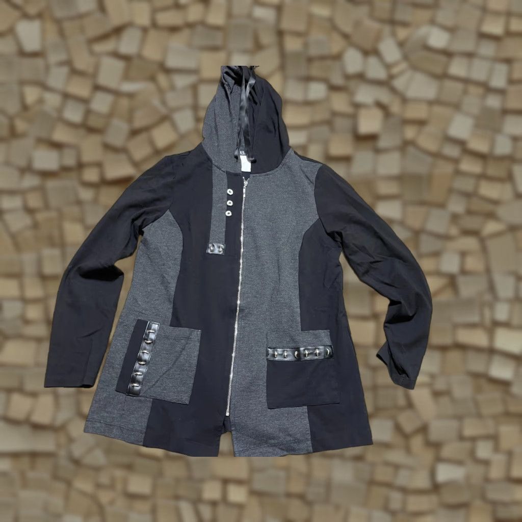 Vintage Bali Hooded Women's Small Gray Black Long Sleeve Full Zip Shirt Size S / US 4 / IT 40 - 1 Thumbnail