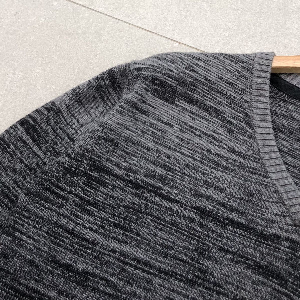 Burberry Burberry London Blue Label Wool Striped Sweatshirt Size US M / EU 48-50 / 2 - 10 Thumbnail