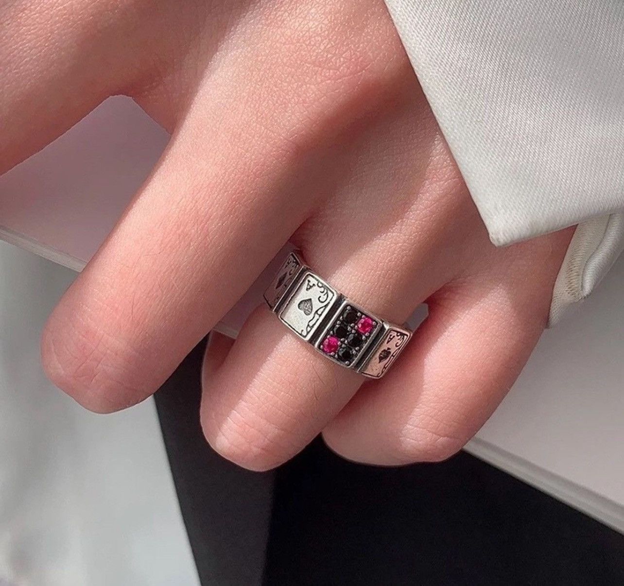 Jewelry × Vintage Ace Card Playing Poker Player Spades Hearts Ring Size ONE SIZE - 3 Thumbnail