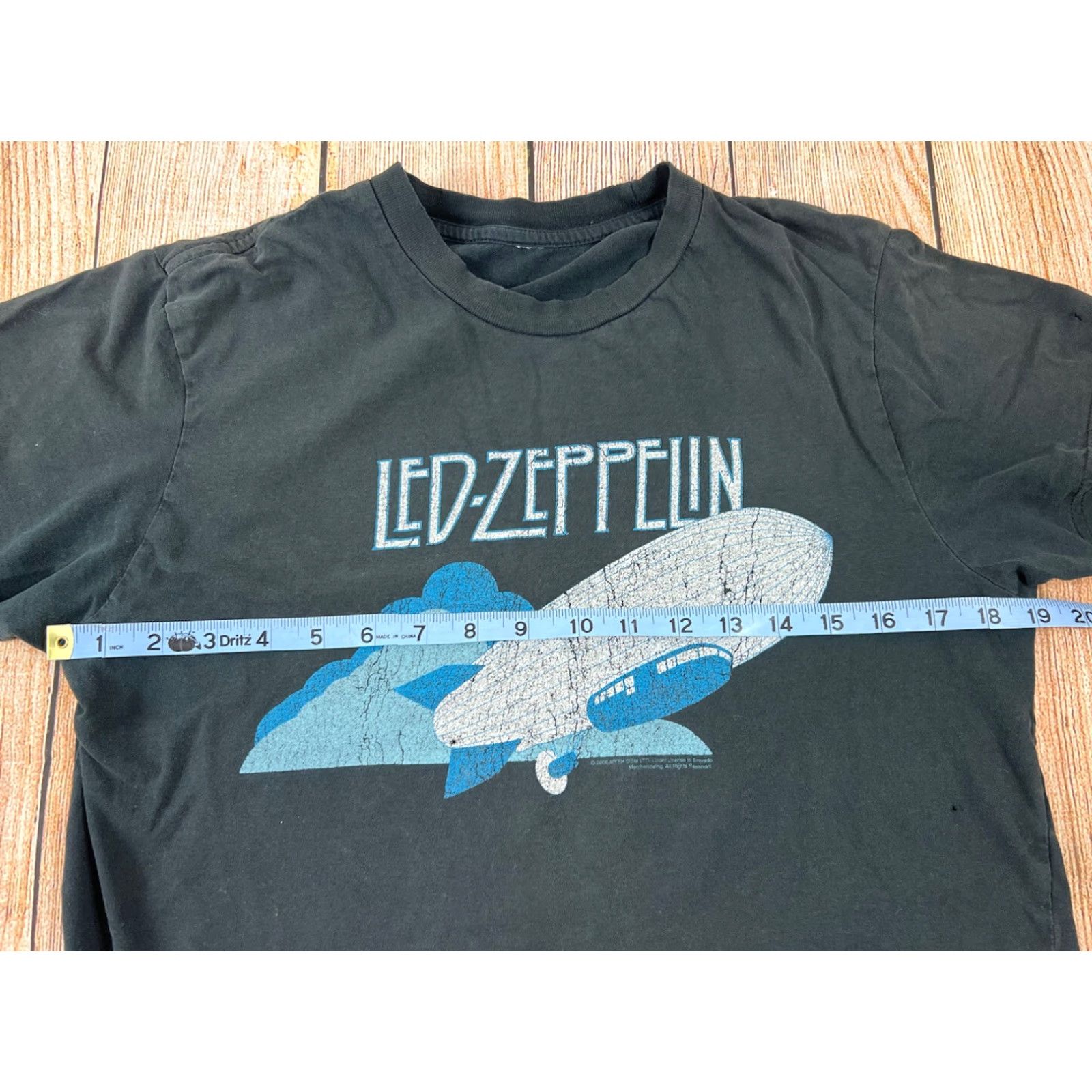 Logo 7 Led Zeppelin Band Shirt Black Blimp Logo Distressed Small Mens T-Shirt S Size US S / EU 44-46 / 1 - 5 Thumbnail