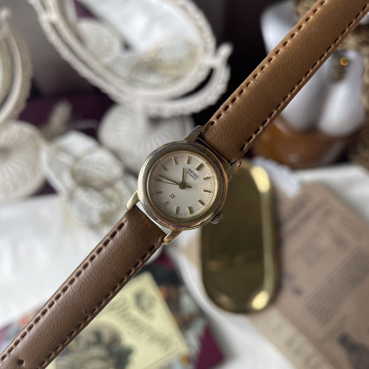 Seiko SEIKO LADY V401-1091 leather strap lady watch small vintage Size ONE SIZE - 3 Thumbnail