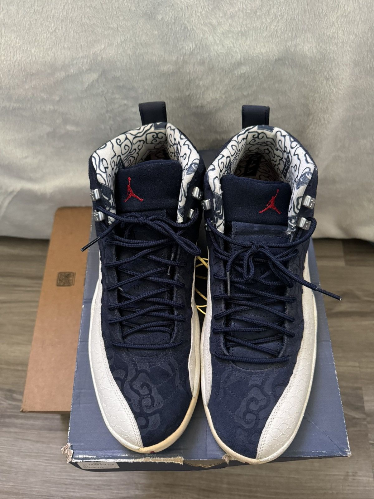 Jordan Brand Air Jordan 12 Retro PRM ‘International Flight’ 2018 Size US 11.5 / EU 44-45 - 4 Thumbnail