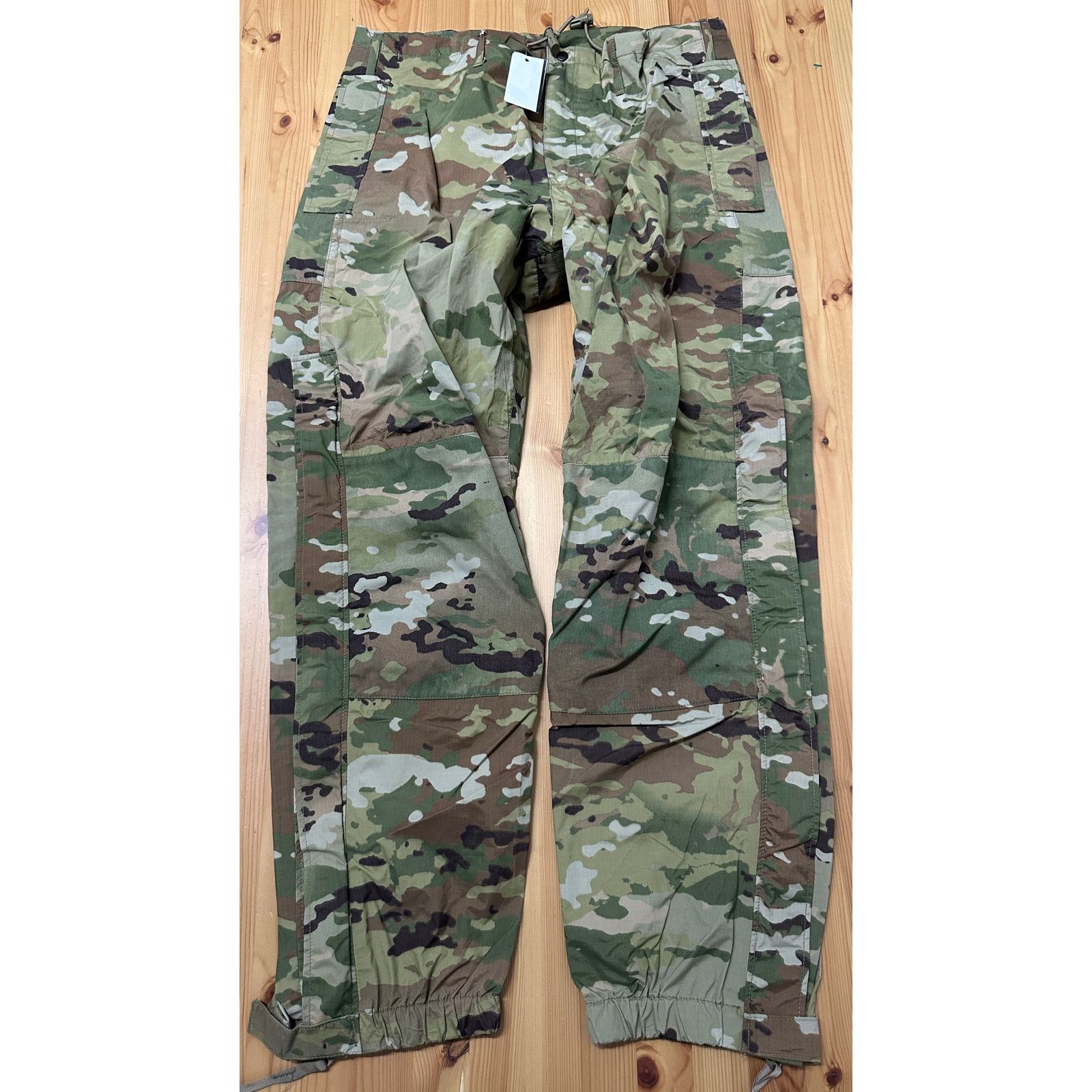Other NWT* Military OCP Extreme Cold Weather Generation lll Pants Size US 30 / EU 46 - 1 Thumbnail
