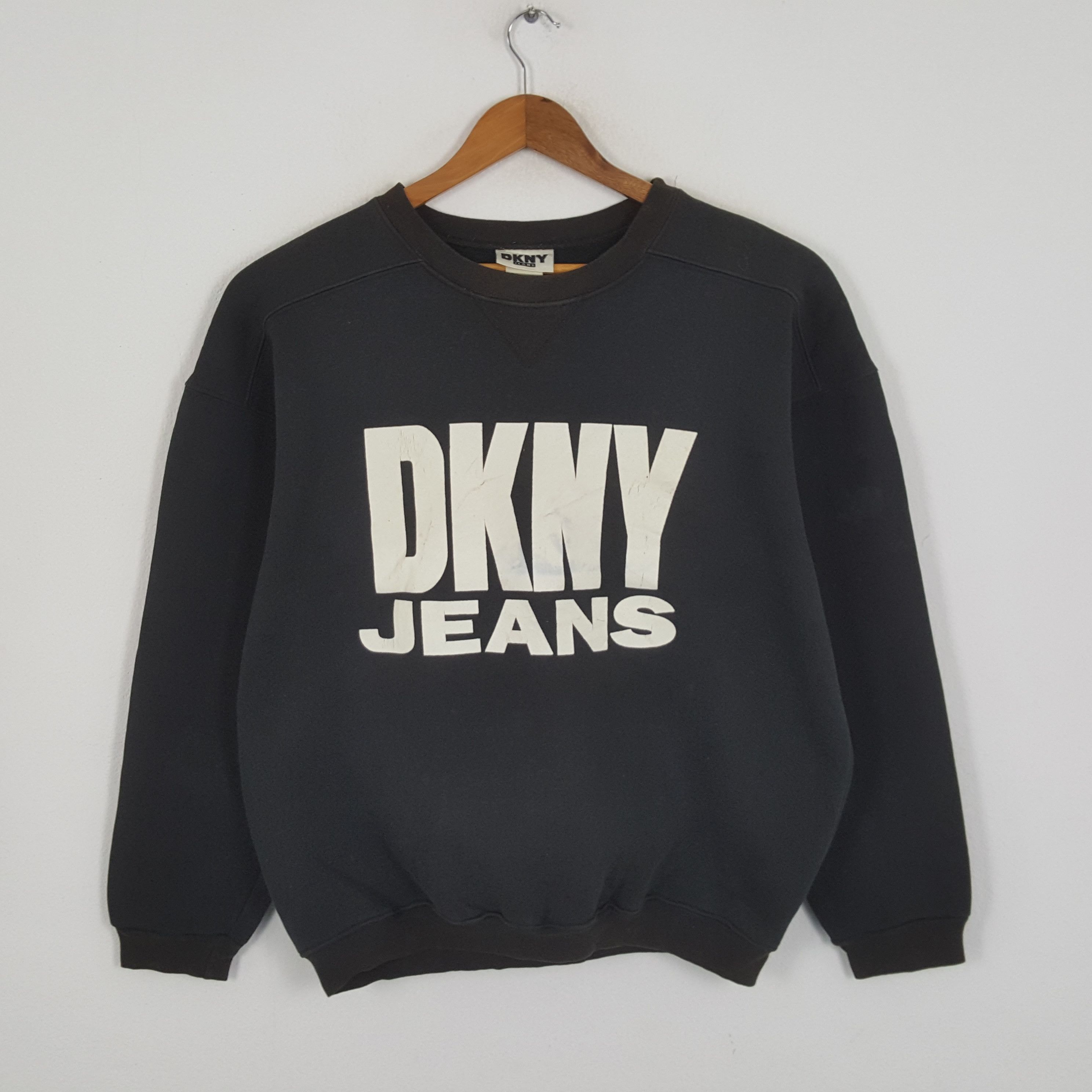 DKNY × Vintage Vintage DKNY JEANS Streetwear Skateboard Style Sweatshirts Size US XL / EU 56 / 4 - 1 Thumbnail