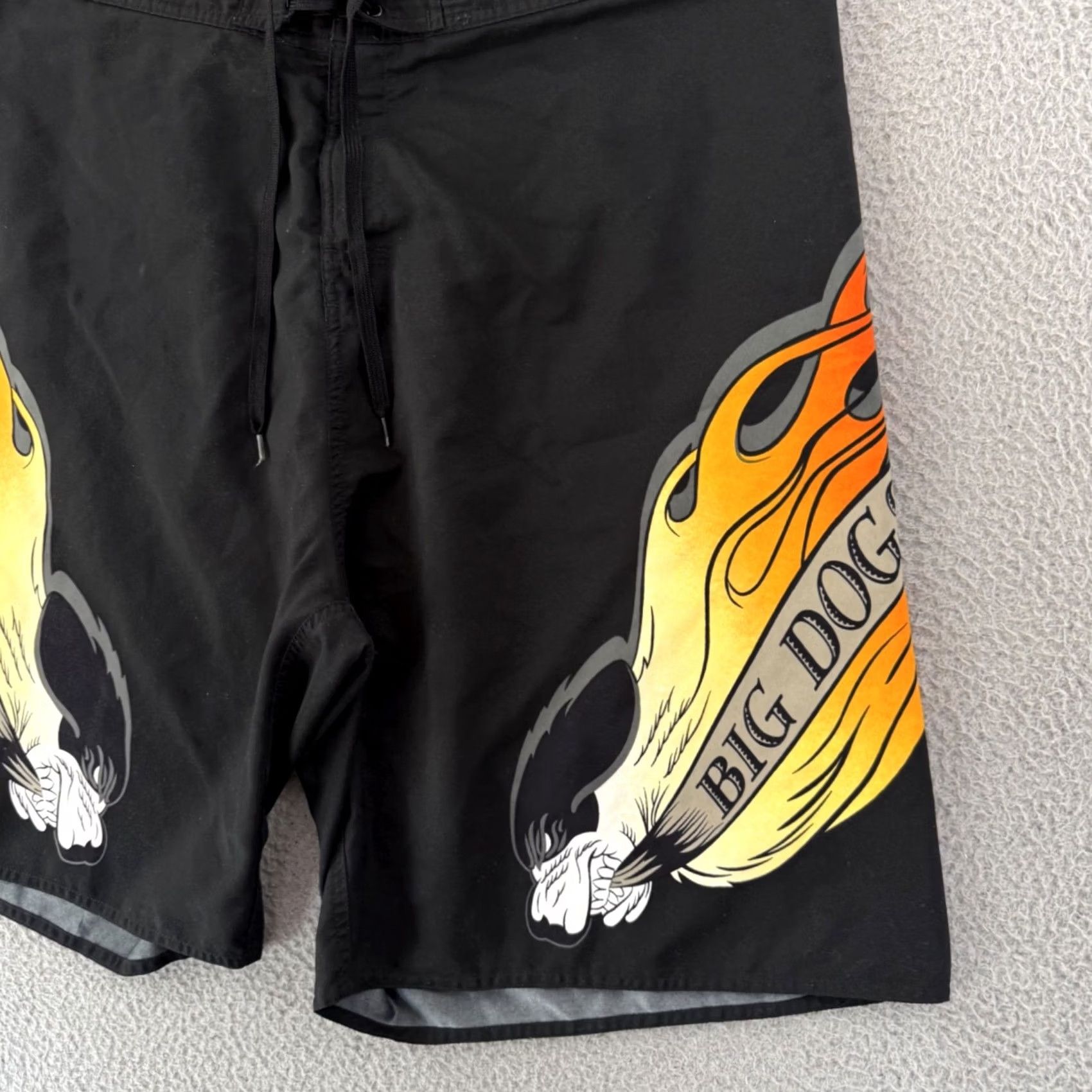 Big Dogs VINTAGE Big Dogs Shorts Mens 2XL Black Men Flame Swim Trunks Board Y2K Outdoor Size US 39 - 2 Thumbnail