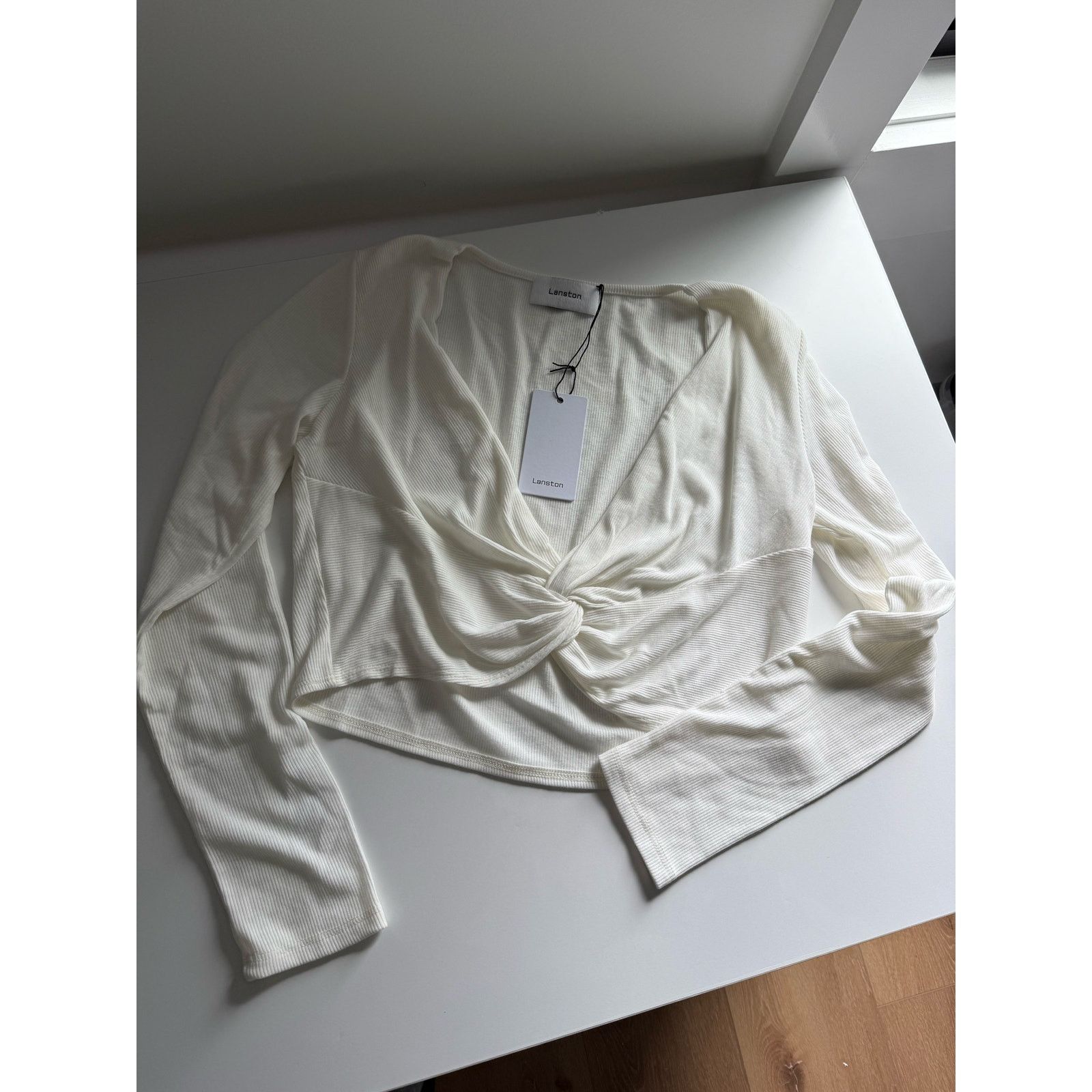 REVOLVE $108 new Lanston Revolve Teist Front Ribbed Crop - XS Size XS / US 0-2 / IT 36-38 - 1 Thumbnail